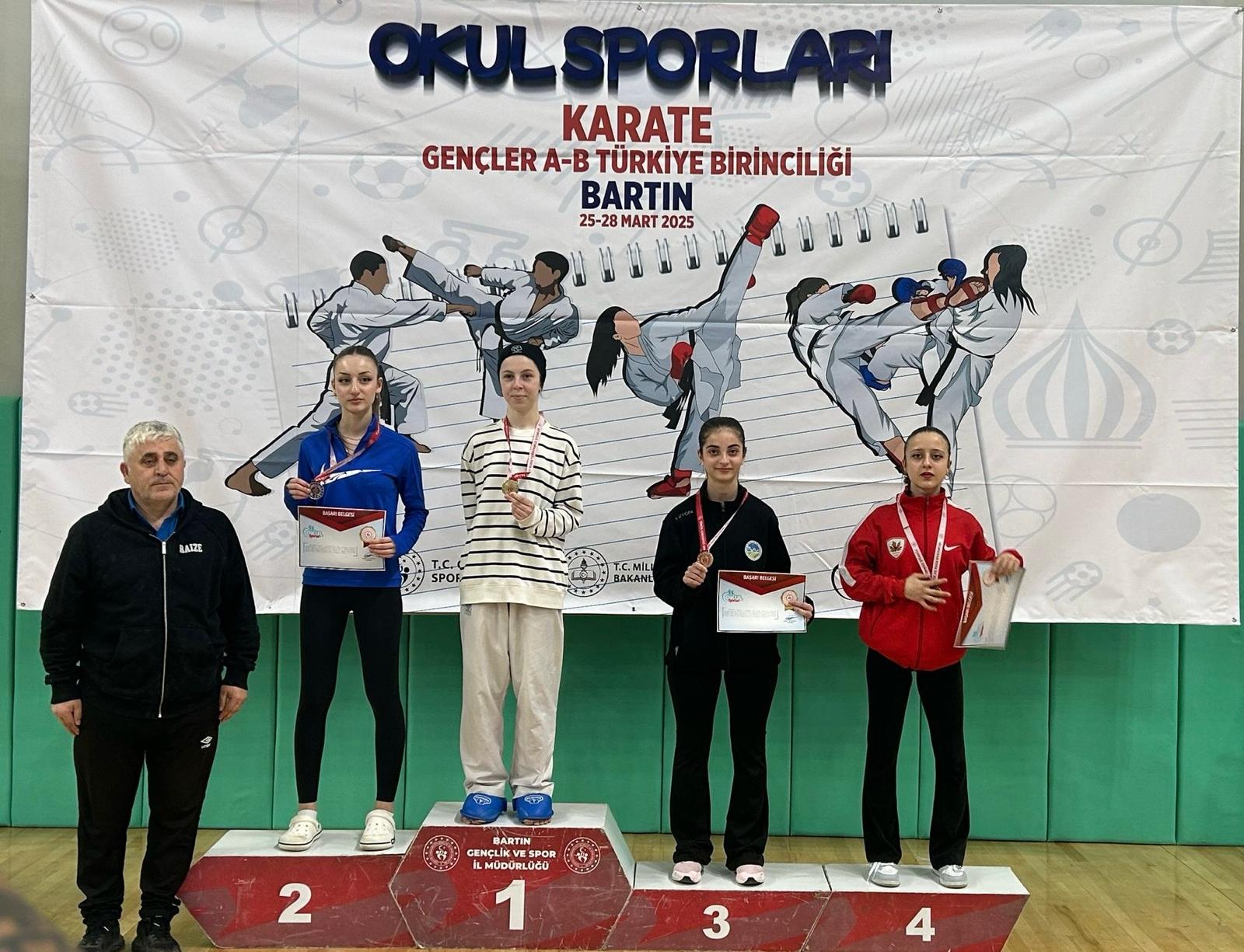 Miraç Merve Sakarya’yı gururlandırdı 