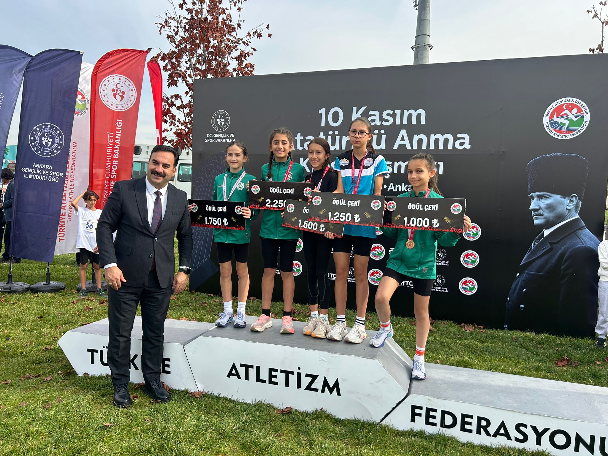 Milli formayla masa tenisinde Dünya Şampiyonluğu