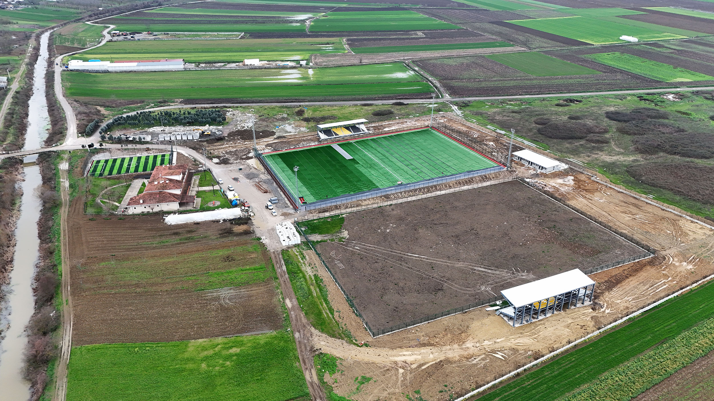 Kazımpaşa’da binlerce gencin beklediği projenin son durumu havadan görüntülendi