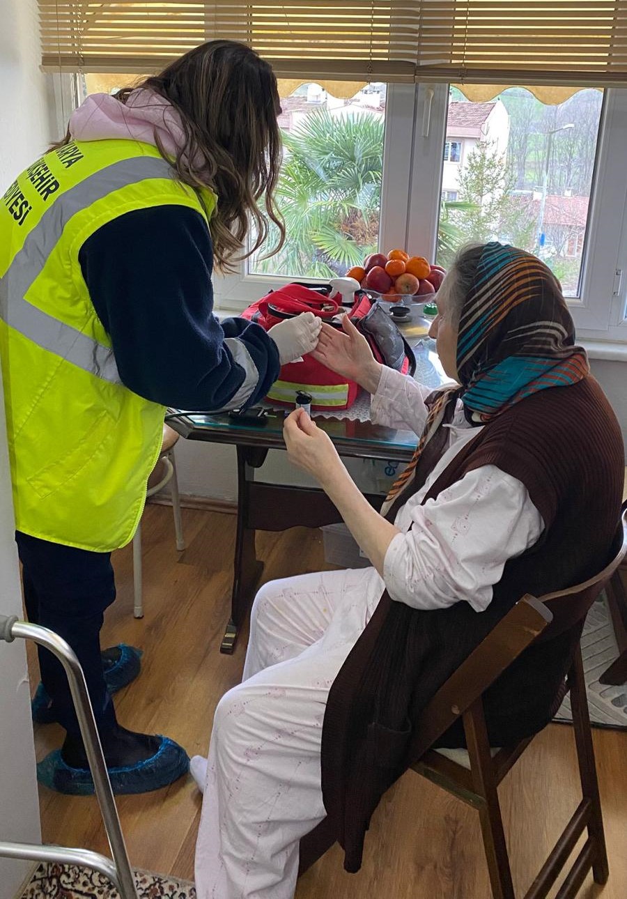 YADEM yılın bir günü değil her günü yaşlılar için sahada