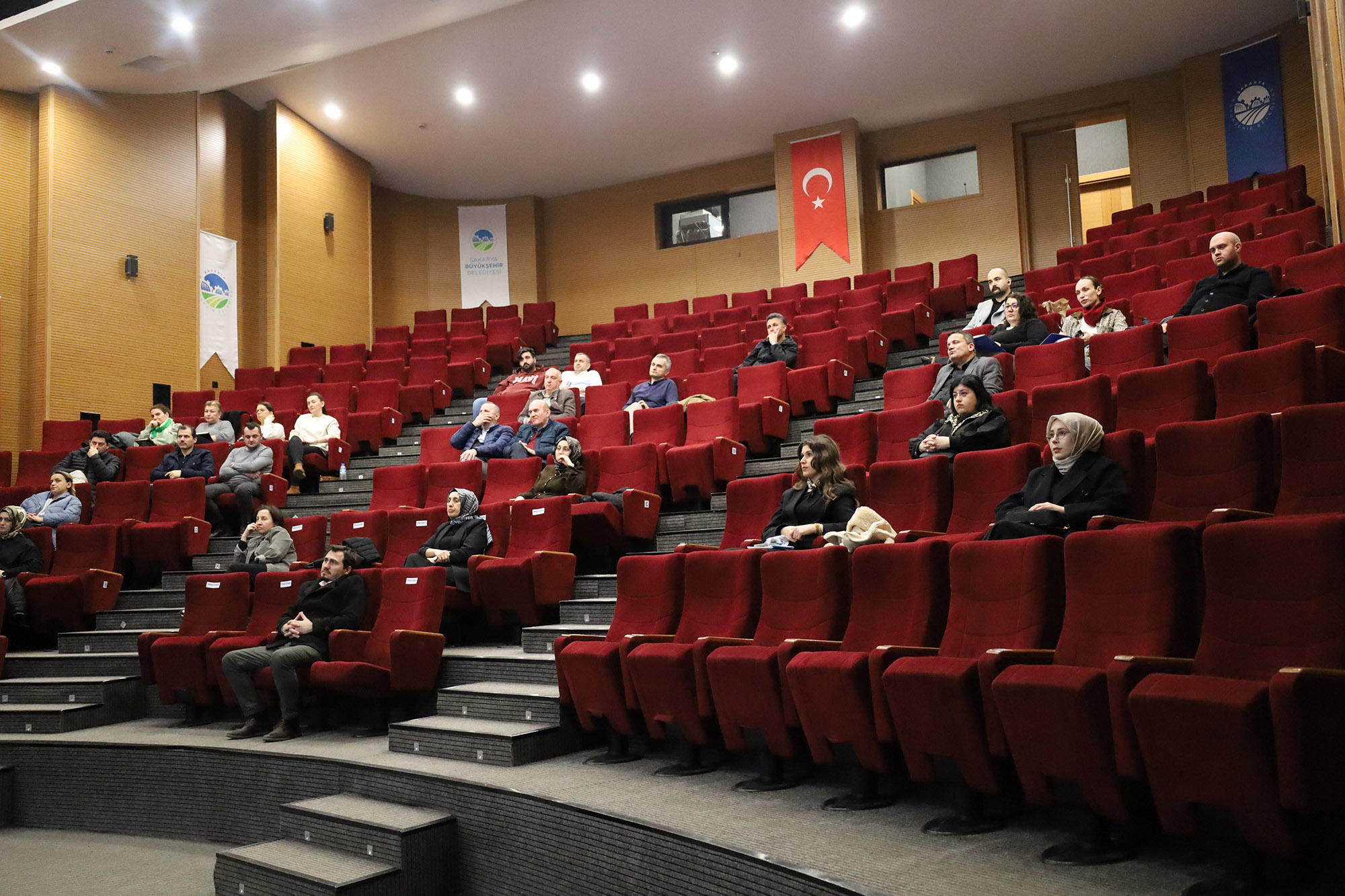 Büyükşehir’den CİMER kullanan çalışanlara hizmet içi eğitim