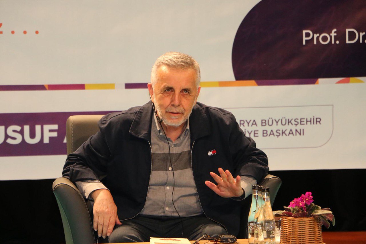 Güçlü Aile Akademisi’nin ilk konuğu Prof. Dr. Erol Göka oldu: “Aile toplumun temelidir...”