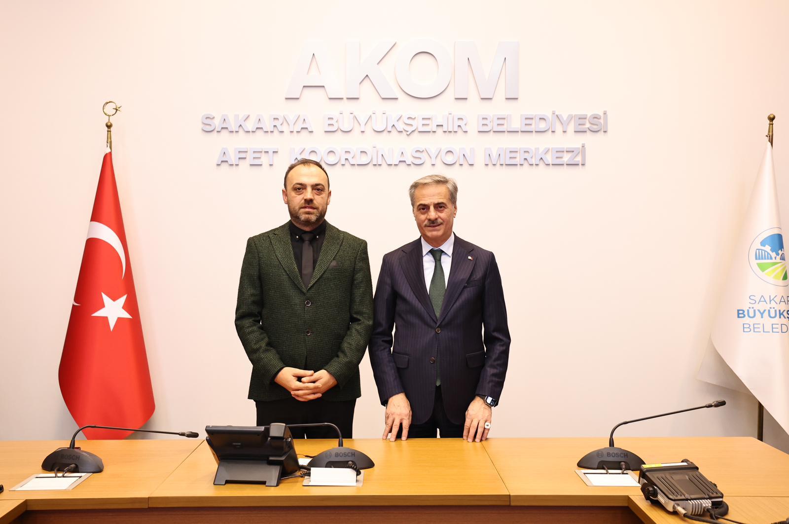 Yusuf Alemdar, Sakaryaspor’un yeni yönetimine başarılar diledi: “Bu şehir takımına sahip çıkar”