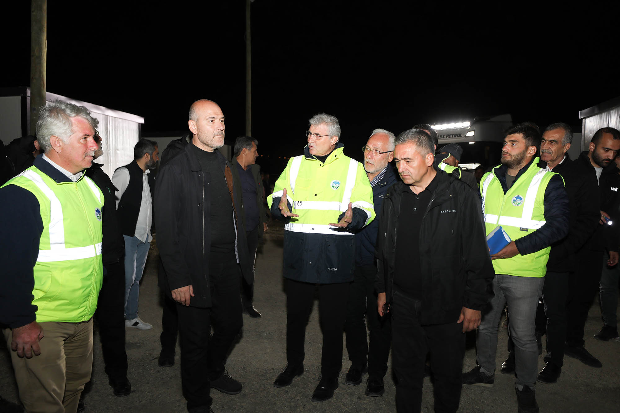 İçişleri Bakanı Soylu İskenderun’daki konteyner kentte: "Başkanım başladığı işi bitirir"