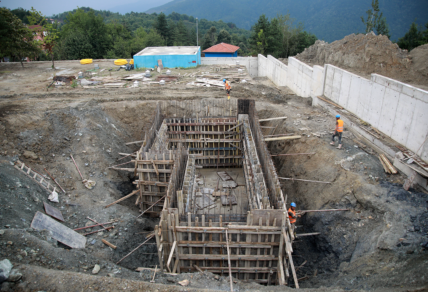 Sapanca’da yeni arıtma tesisi yükseliyor