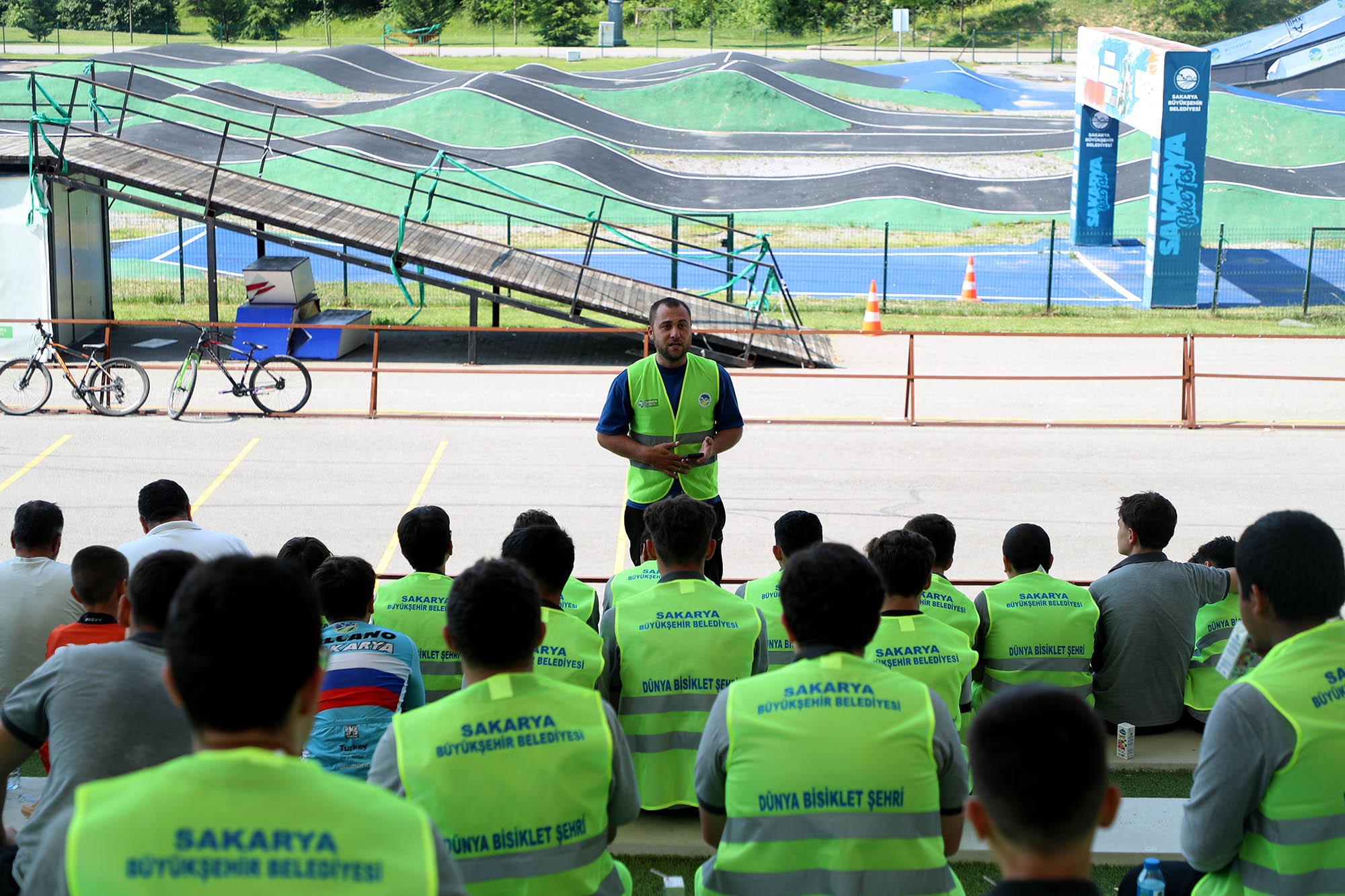 Dünya Bisiklet Günü’nde pedallar vadide sağlıklı bir dünya için döndü