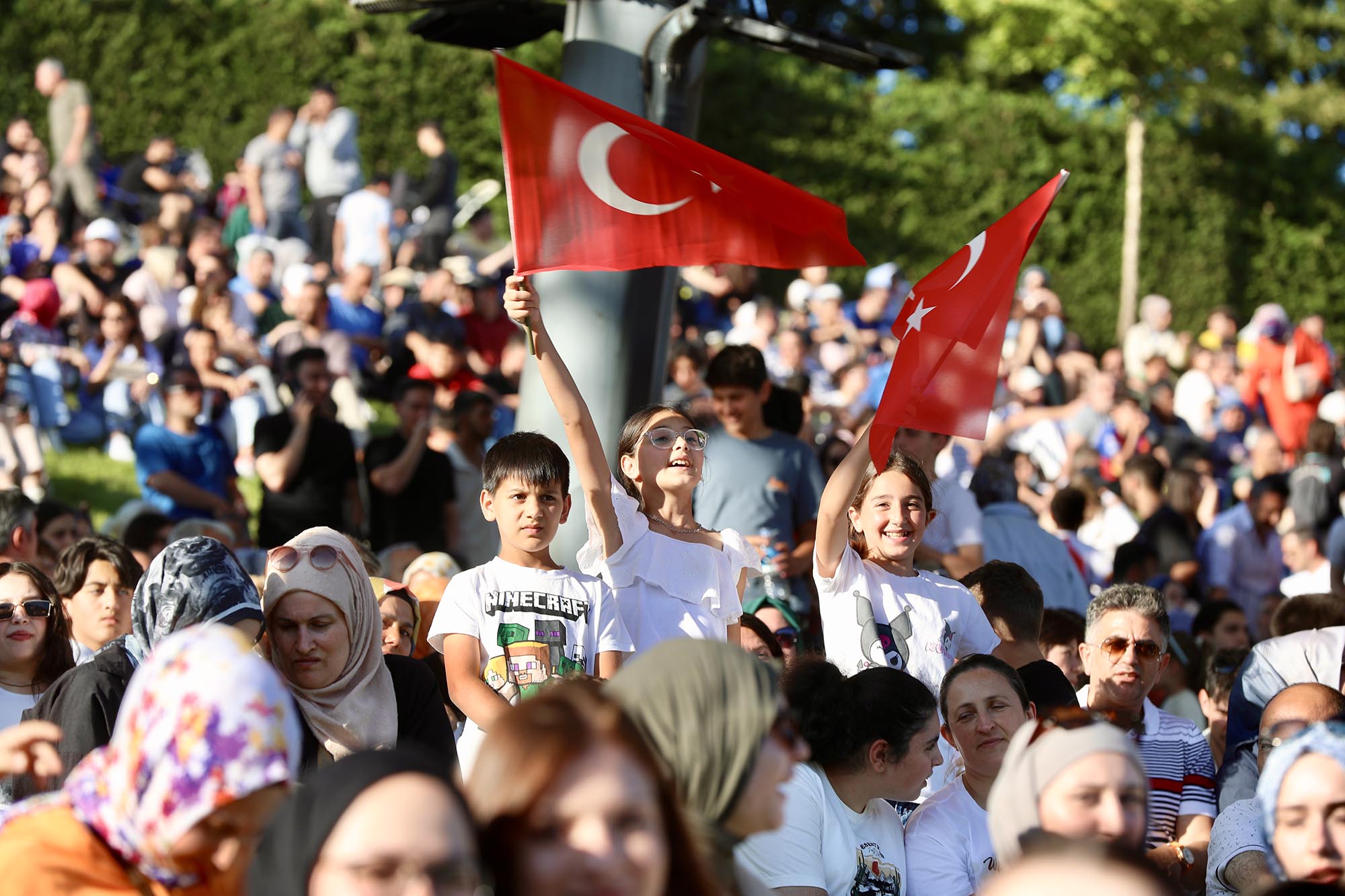 Nefesler tutuldu, binlerce kişi Sakarya’da dünya şampiyonası heyecanını yaşadı