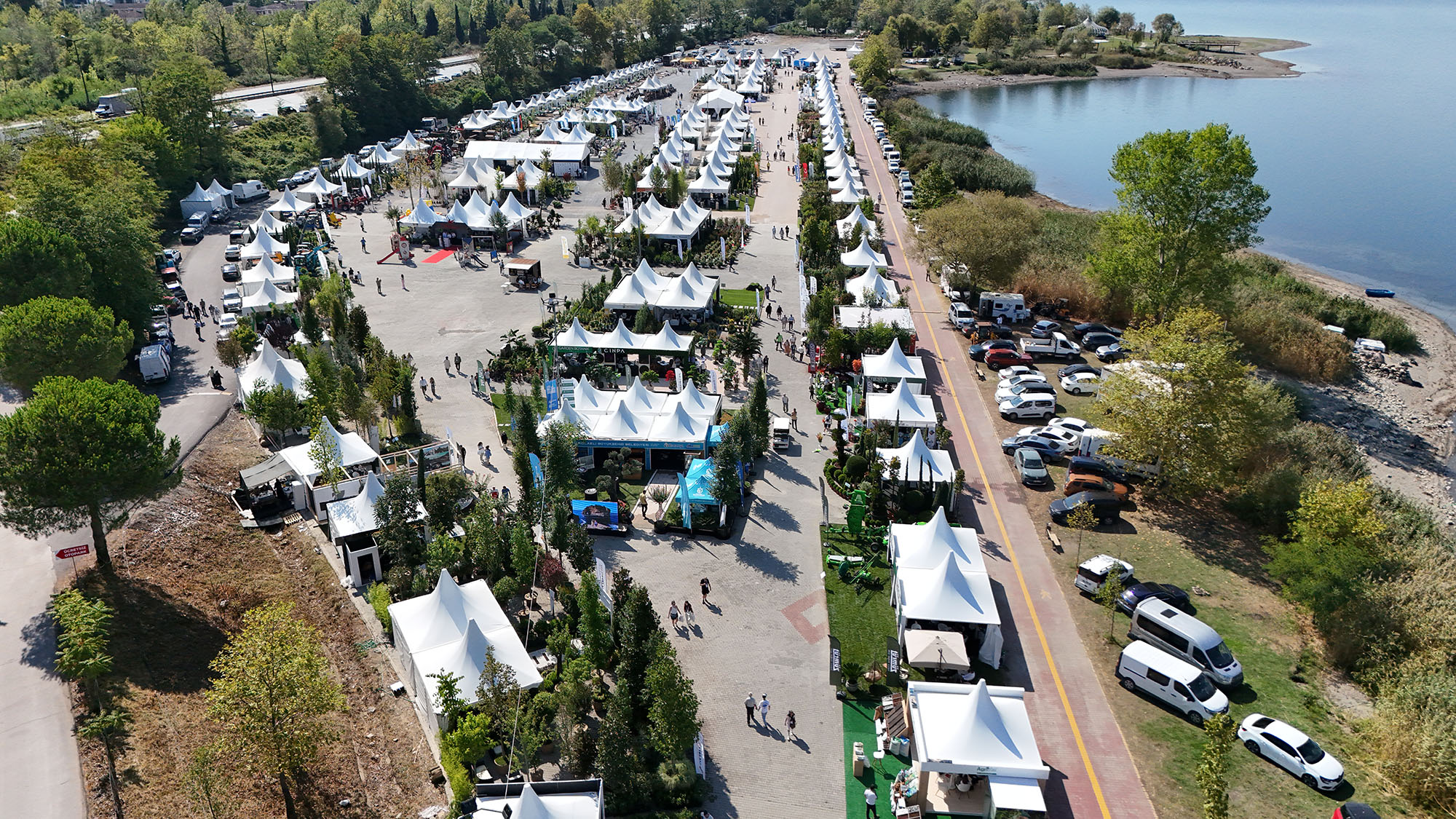 8. Uluslararası Peyzaj, Süs Bitkileri, Bahçe Sanatları ve Ekipmanları Fuarı kapılarını açtı