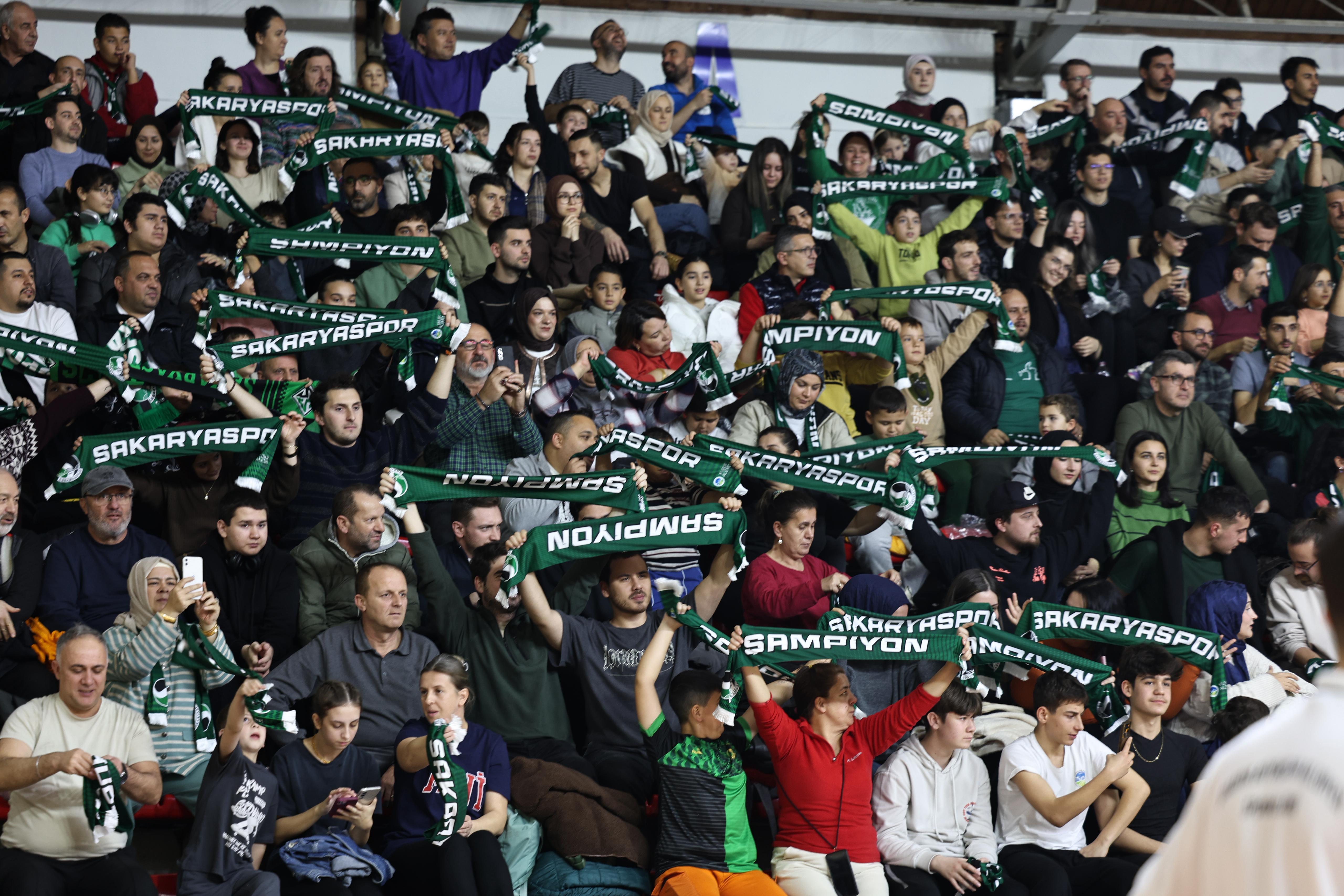 Basketbol, namağlup serisini 9 maça çıkardı: 80-63
