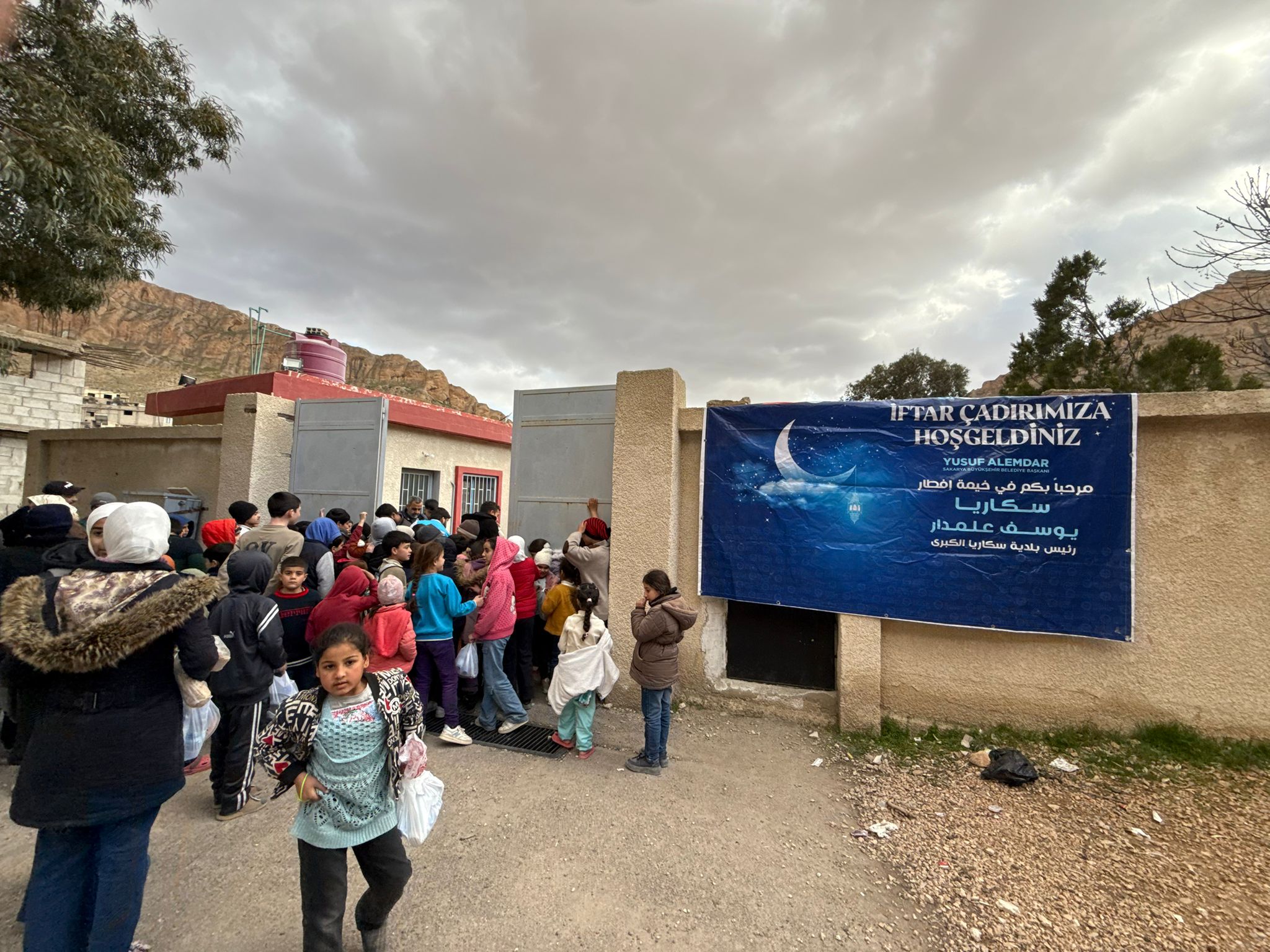 Sakarya’dan kardeş şehir Şam’da gönül sofraları