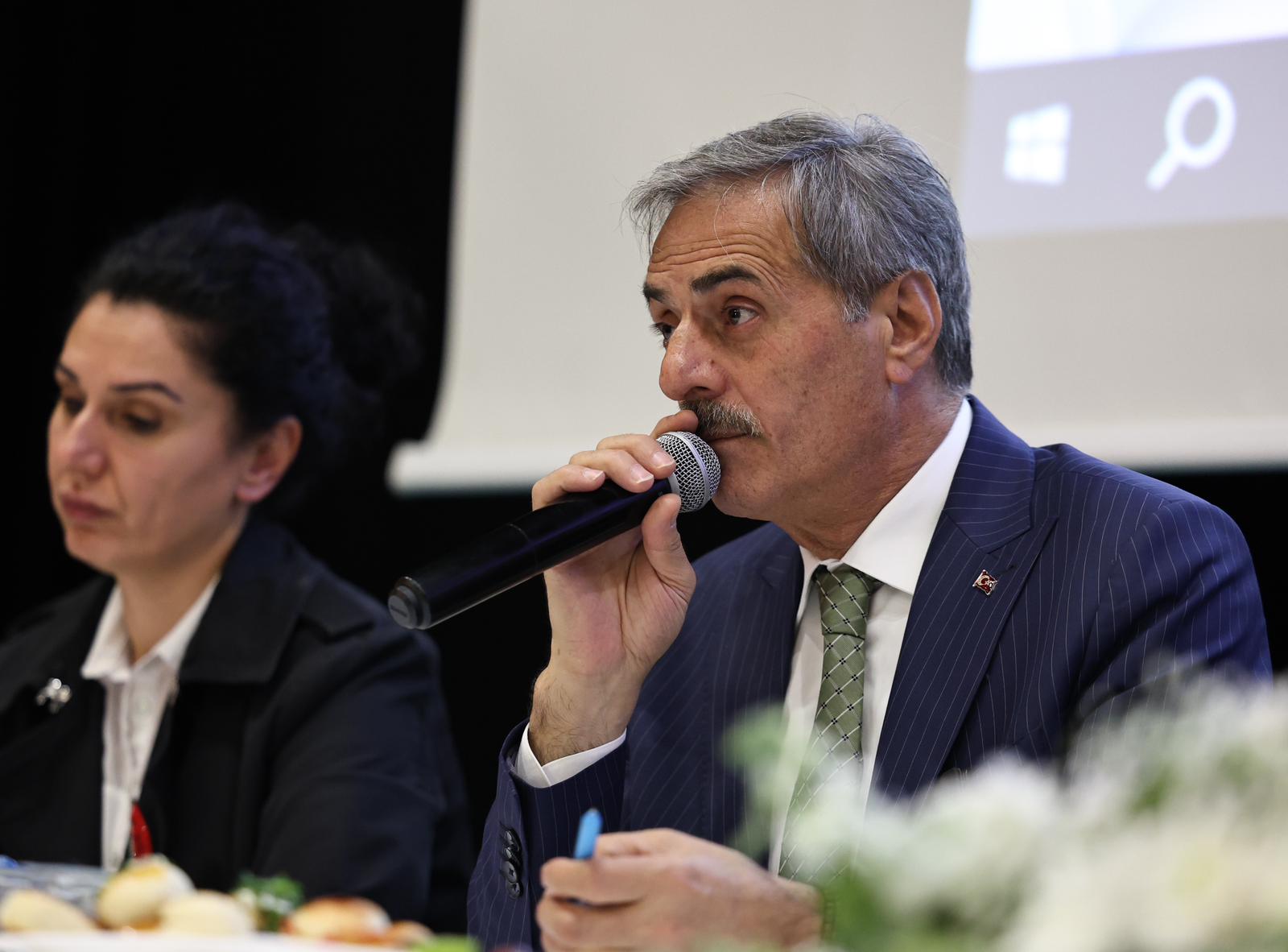 “Her anımızı şehrimizin geleceği ve insanımıza hizmet gündemiyle yaşıyoruz”