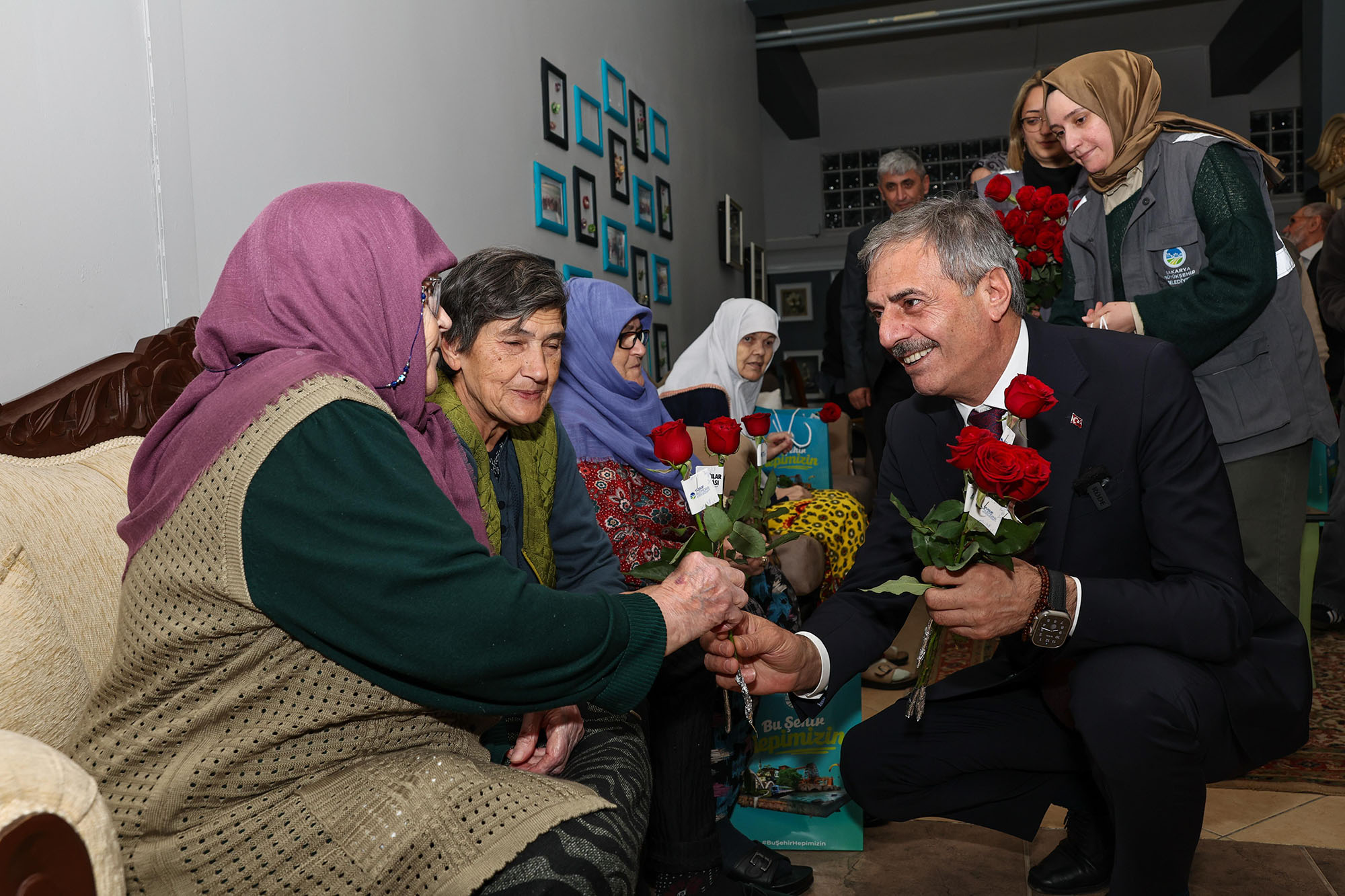 Yusuf Alemdar’dan eli öpülesi büyüklere anlamlı ziyaret: “Tecrübelerinizle bize daima yol gösterici oldunuz”