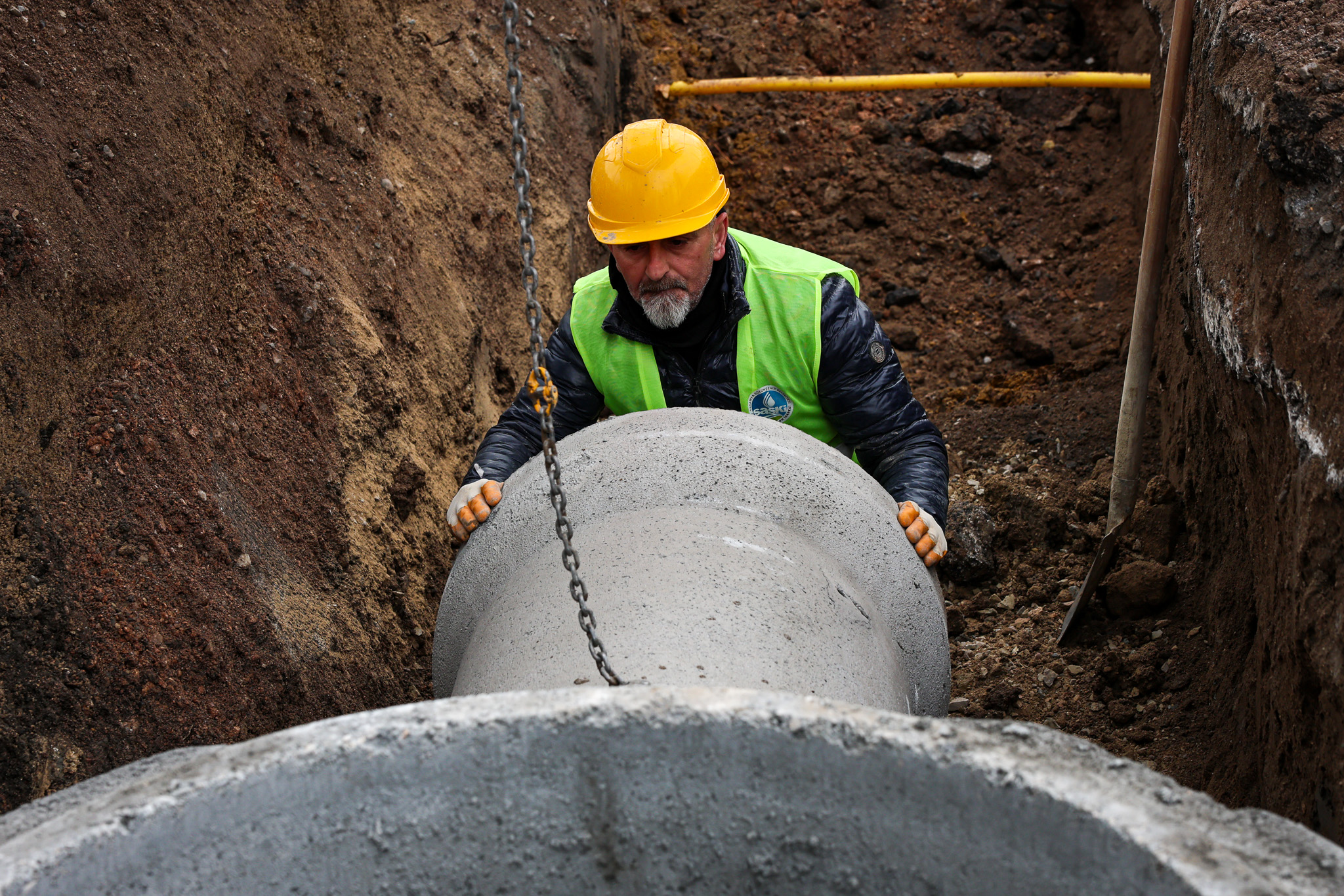 3 bin 500 metrelik yeni hat, yağmur sularını güvenle kaynaklara taşıyacak