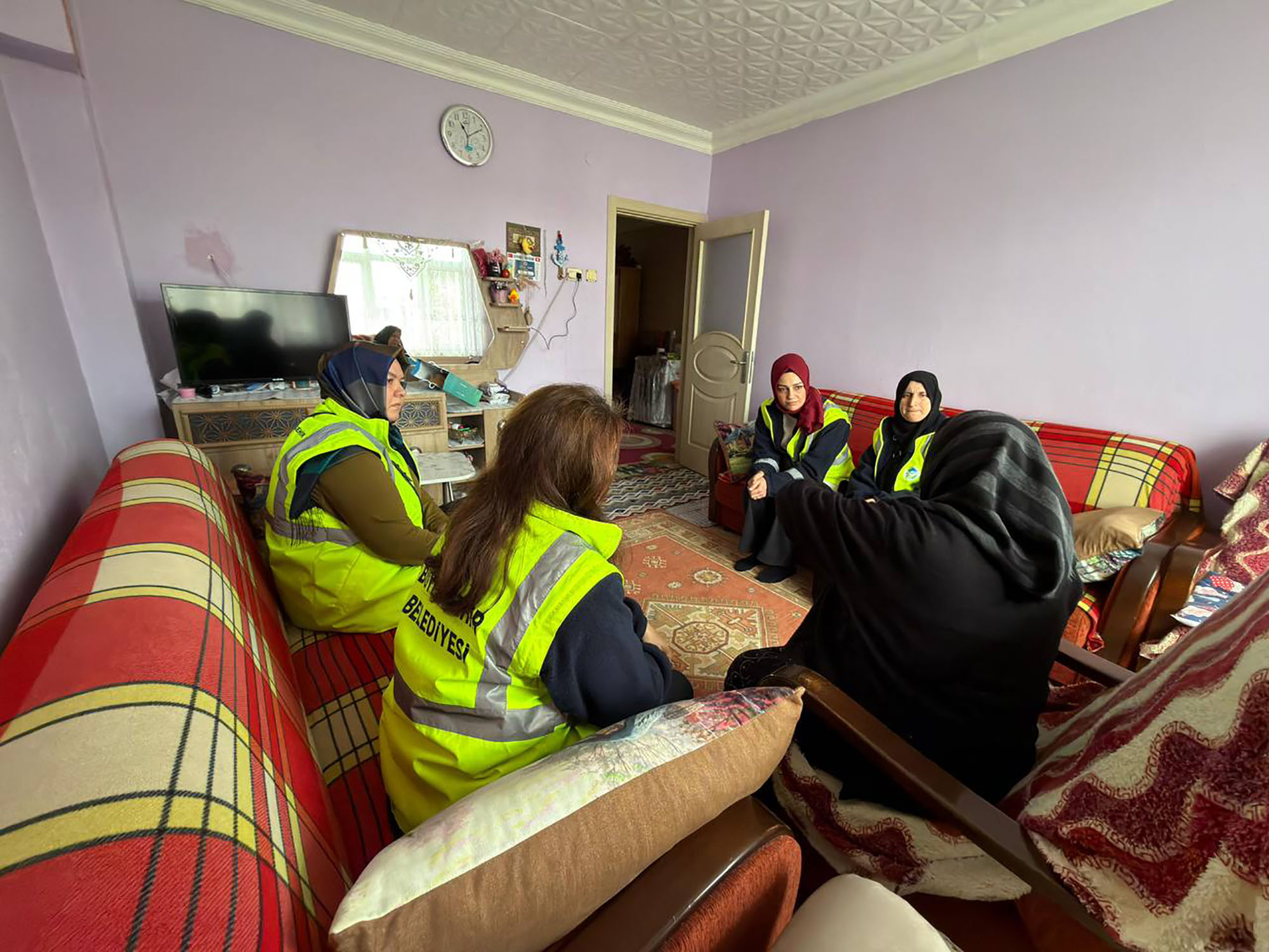 Büyükşehir özel gereksinimli bireyleri ve ailelerini Regaip Kandili’nde ziyaret etti