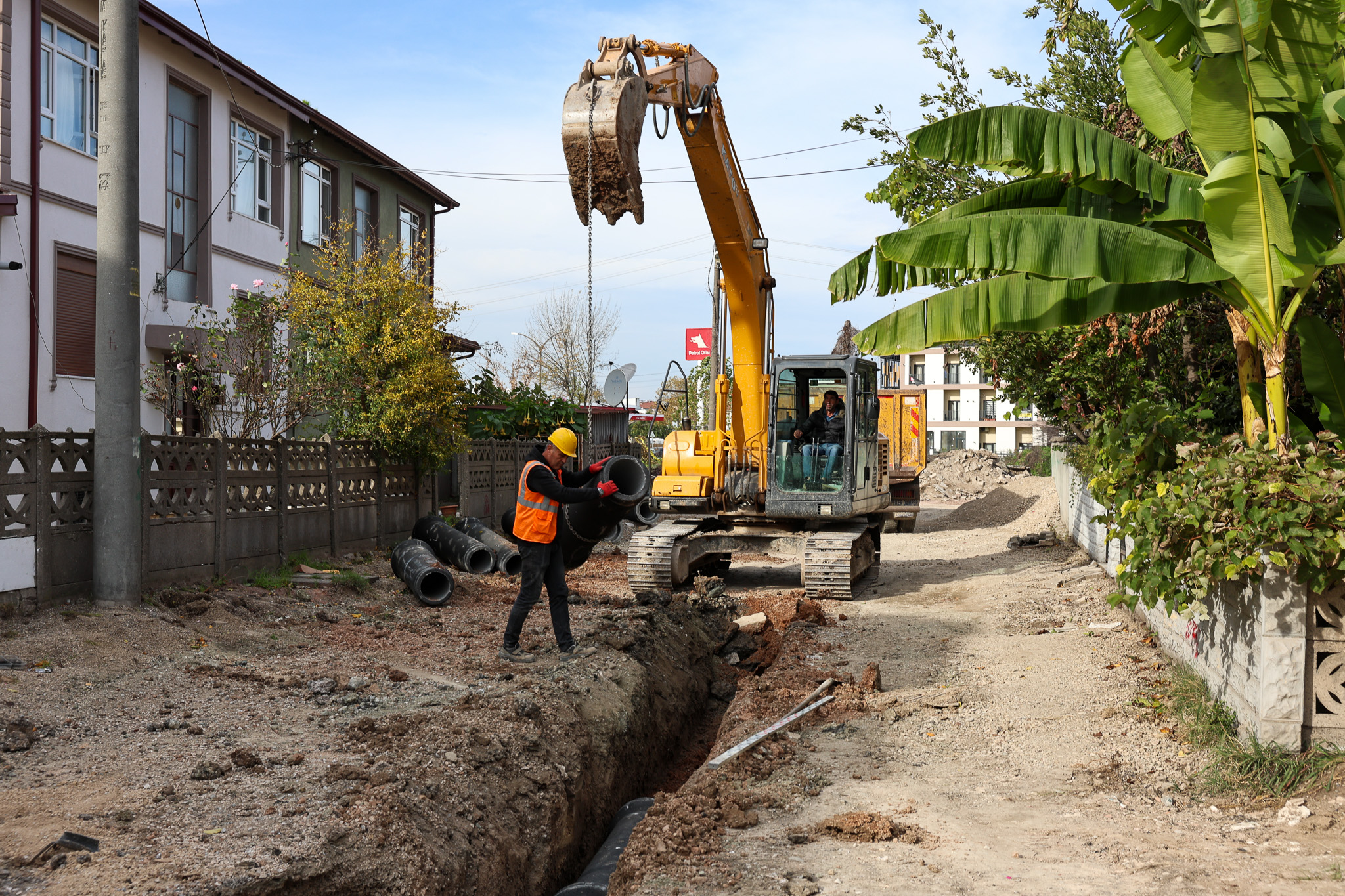 Güllük Mahallesi’nin altyapısı yoğun yağışlara karşı güvenli hale geliyor