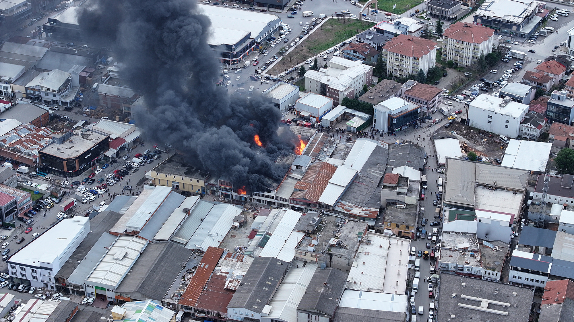 Büyükşehir yangınla ilgili son gelişmeyi duyurdu