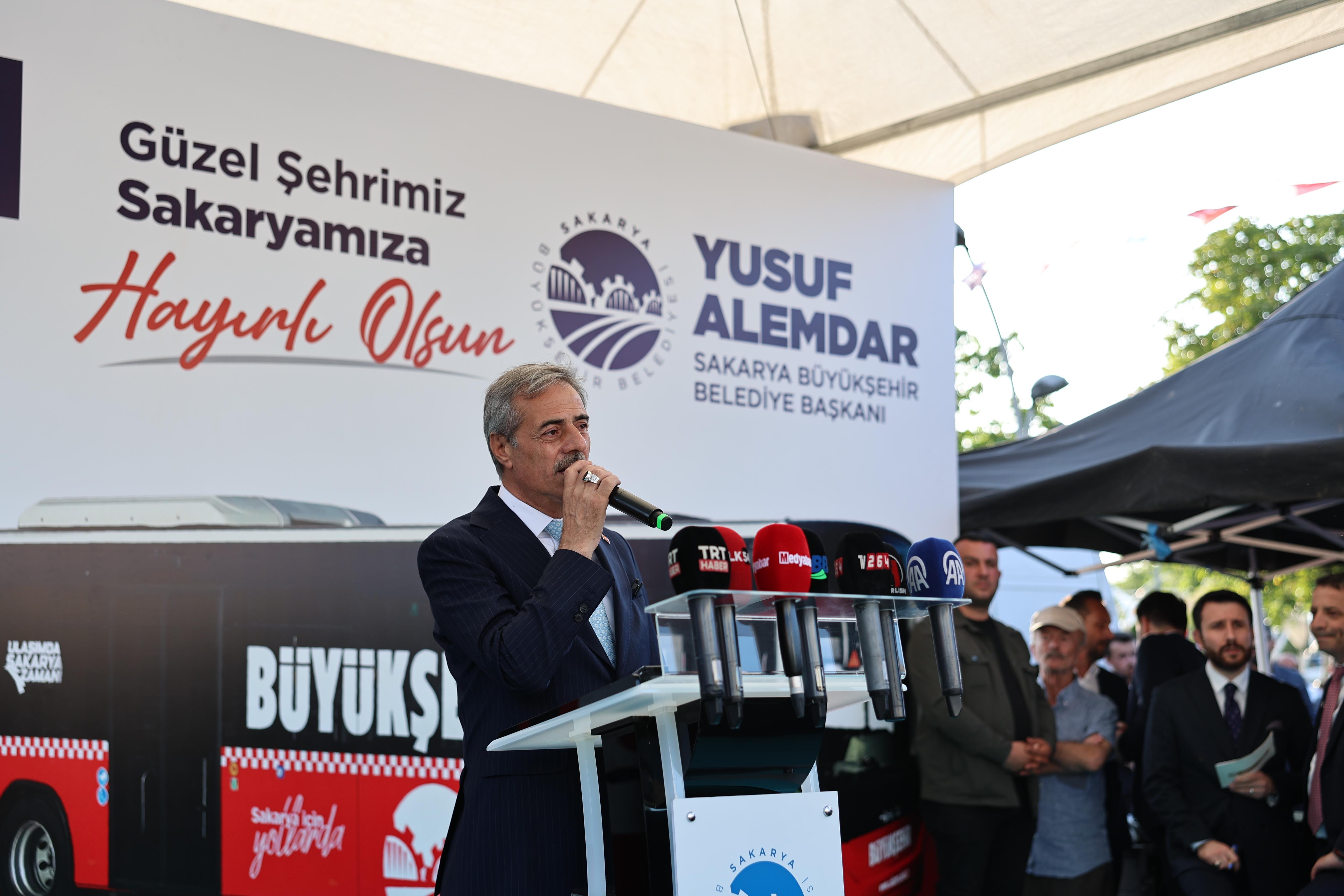 Metrobüsler Yusuf Alemdar’ın söz verdiği tarihte Sakarya yollarında