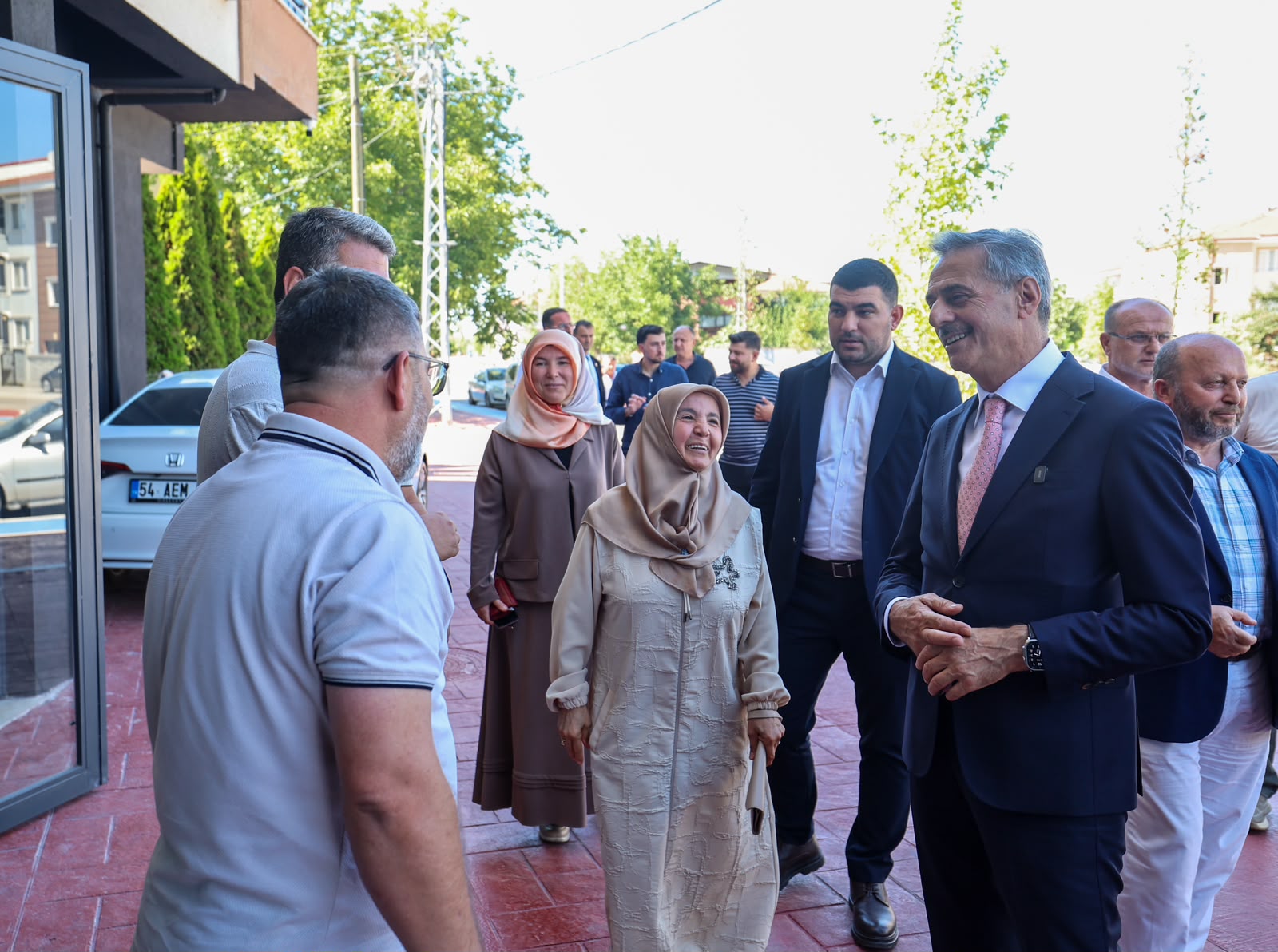 Sakarya’nın merkezine kesintisiz ulaşım artık mümkün: Alparslan Türkeş Caddesi aydınlatması ve peyzajıyla tamamlandı