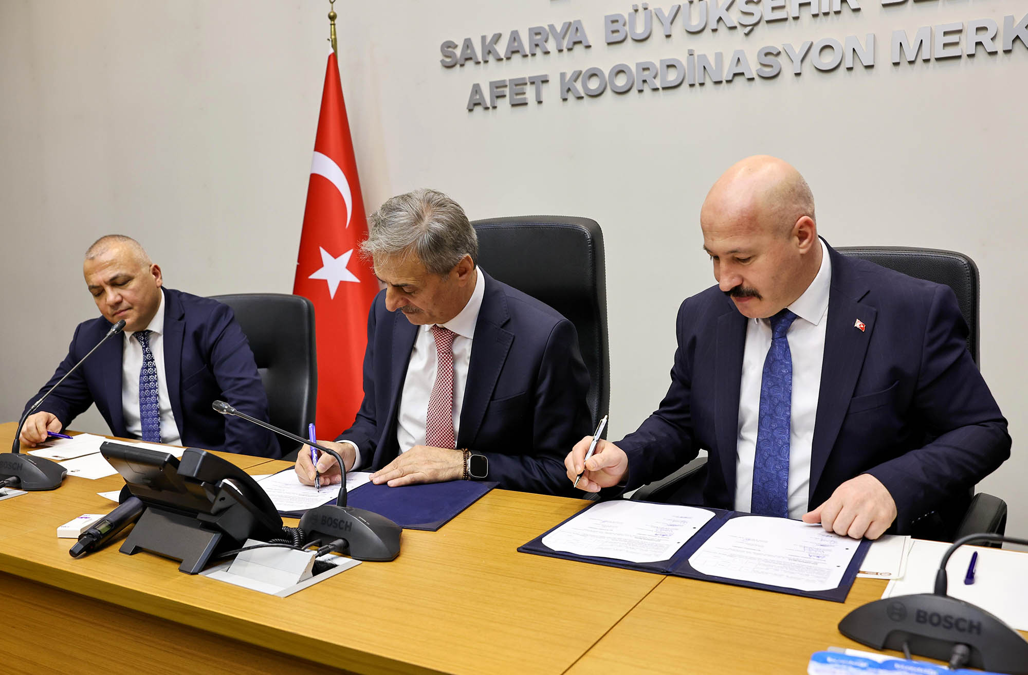 Büyükşehir ile Güvenlik-İş arasında toplu iş sözleşmesi imzalandı