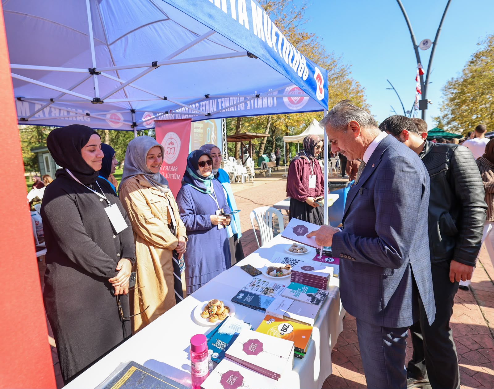 “AKM, AFA, Bilim Merkezi, Şehir Kütüphanesi ve tramvayla gençlerimiz için yeni bir dönem başlıyor”