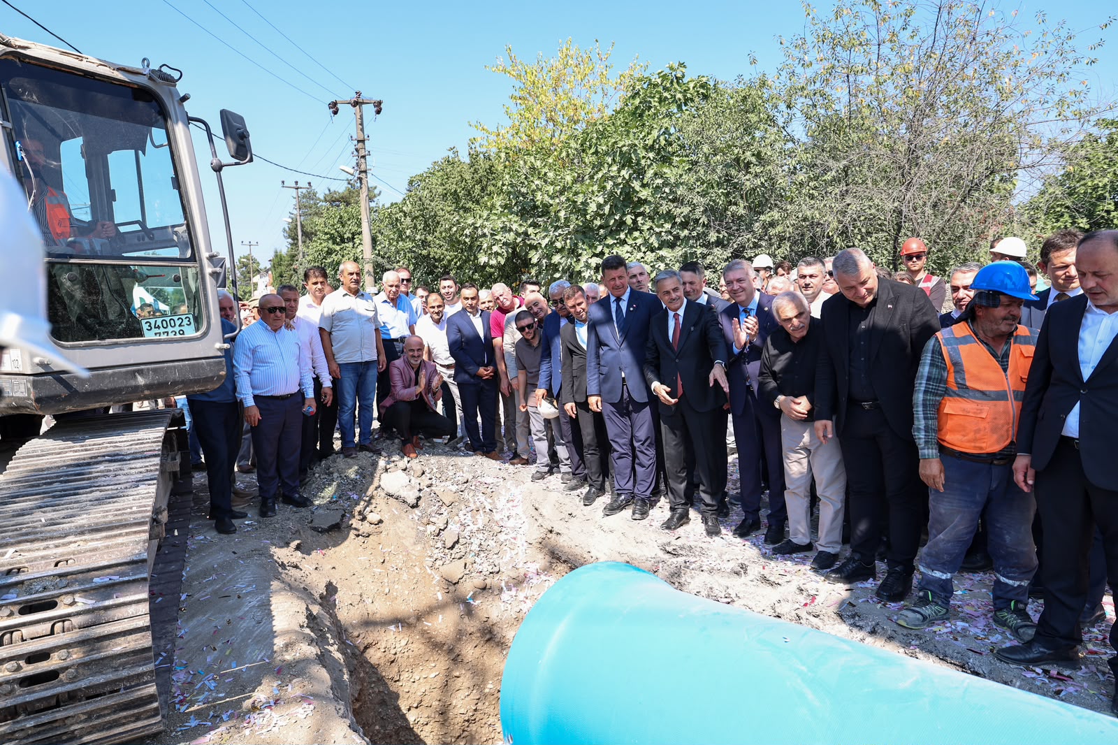 Akyazı’nın geleceğine 1 milyar TL’lik yatırım: “Tarihi bir günde ilçemizin su geleceğini güvence altına alıyoruz”