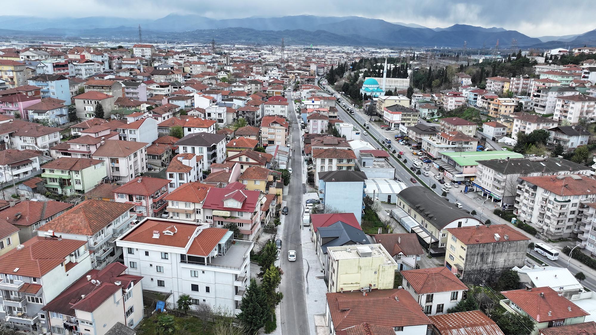 Sürücüler dikkat: SGK Hattı’ndaki Kışla Caddesi’nde trafik akışı değişti