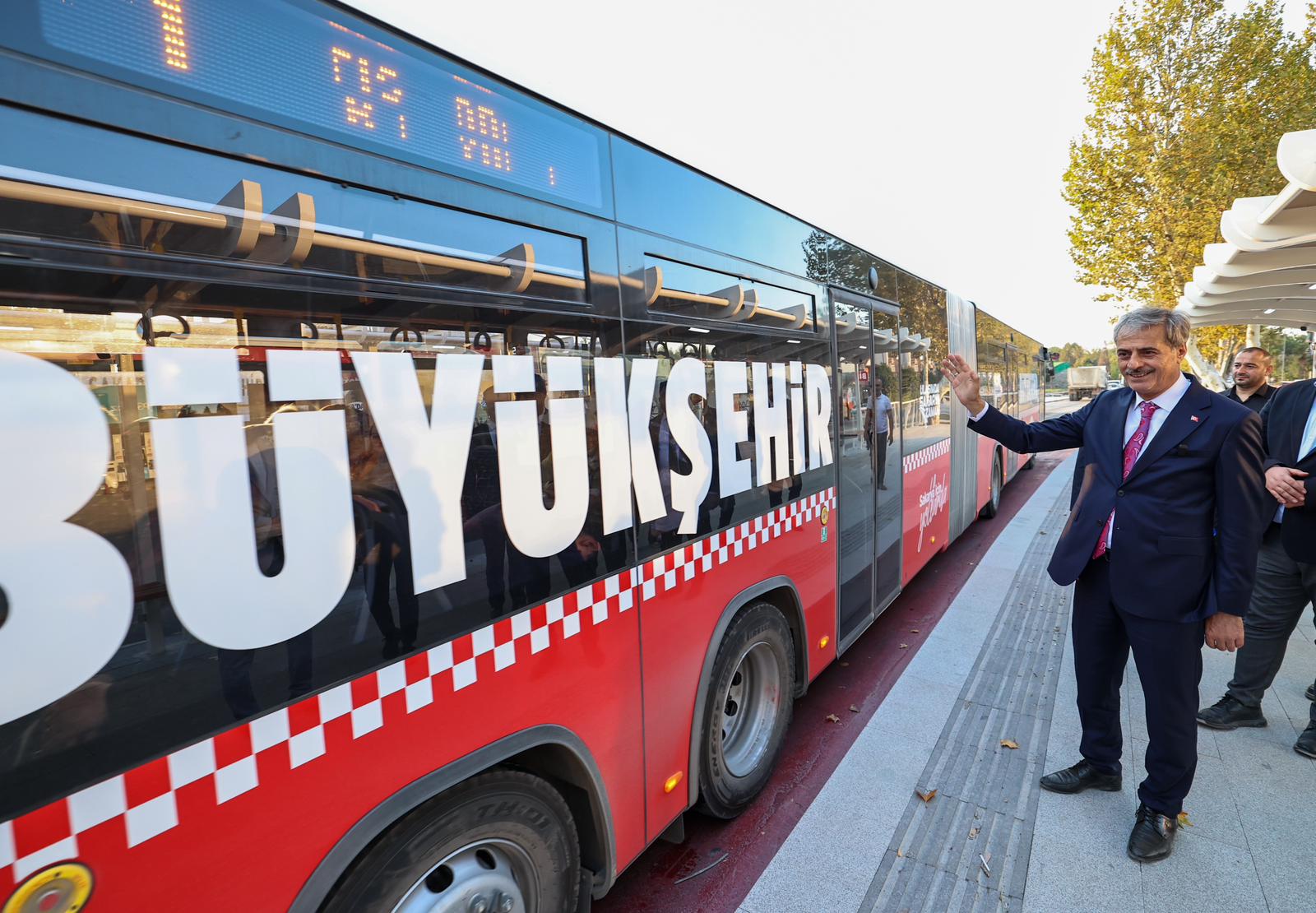 “Ulaşımda attığımız her adım geleceğe dönük, bütüncül bir yaklaşımın ürünüdür”