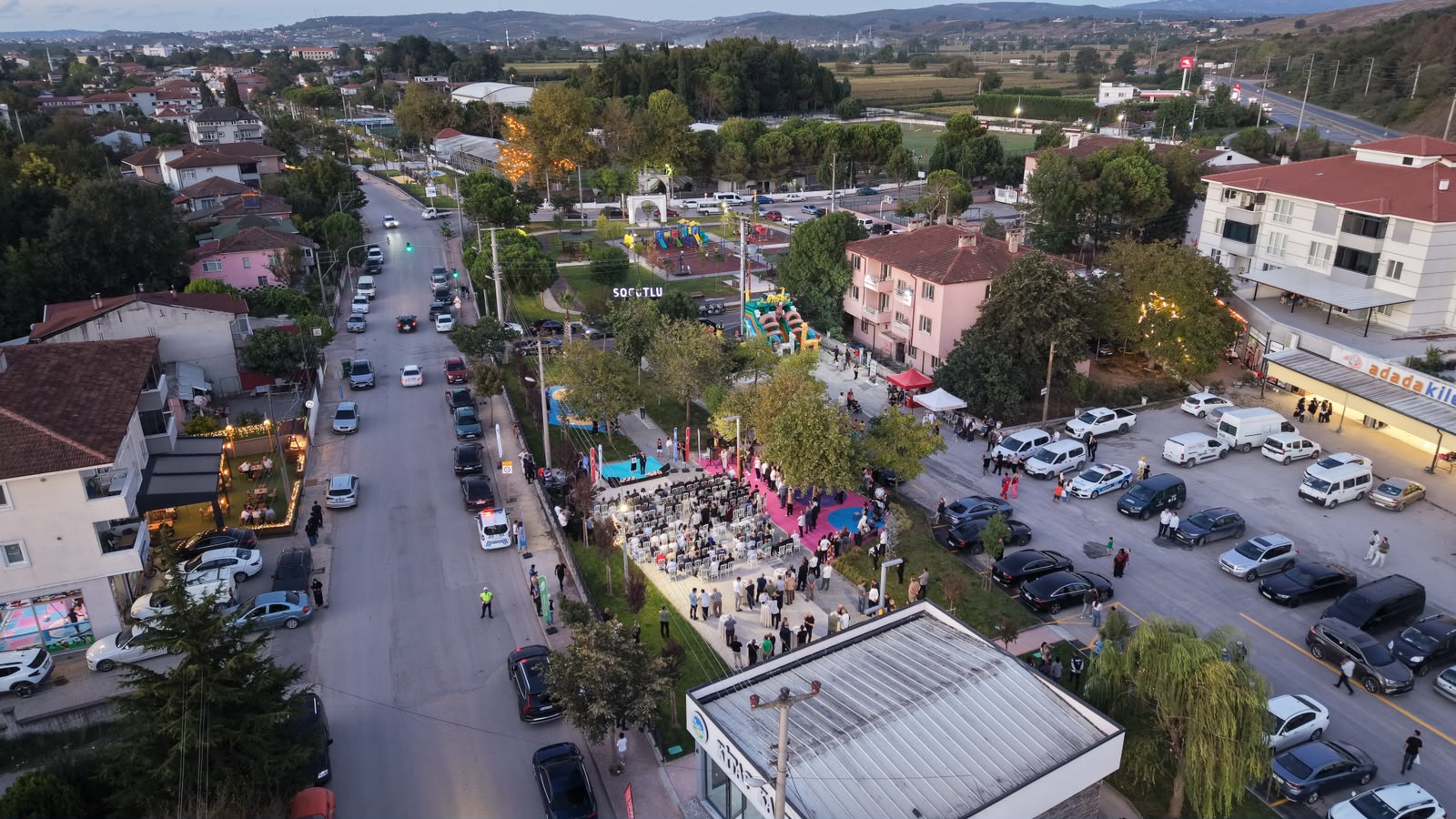 Ritim Park ilçenin yeni buluşma noktası oldu: Yusuf Alemdar Söğütlü’ye bir müjde daha verdi