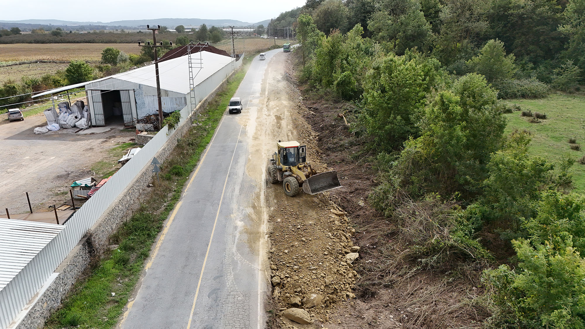 Büyükşehir’den 20 mahalleye ulaşımı kolaylaştıracak yol hamlesi