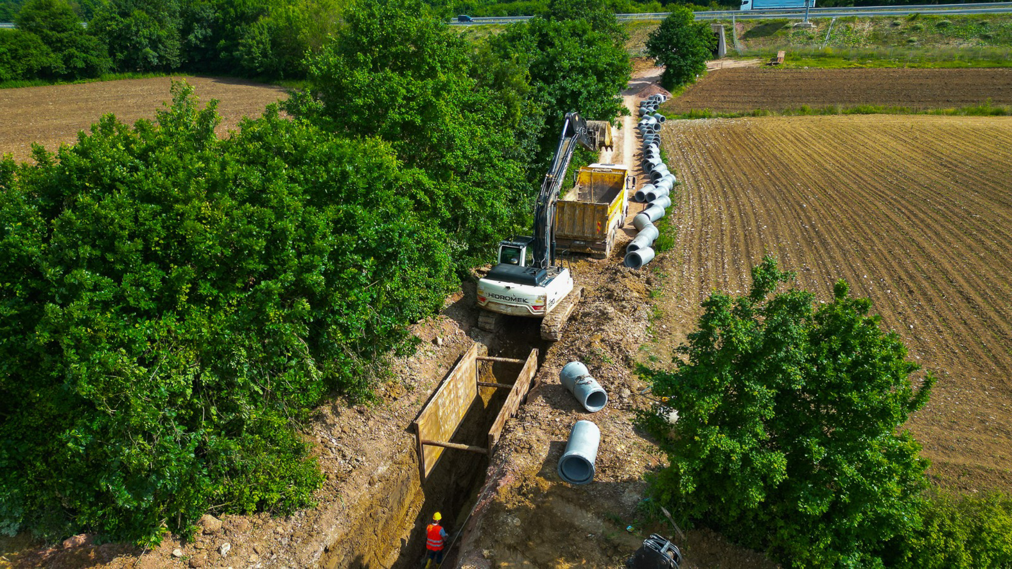 4 merkez ilçeye 12 kilometrelik yeni kanalizasyon ve yağmur suyu hattı 