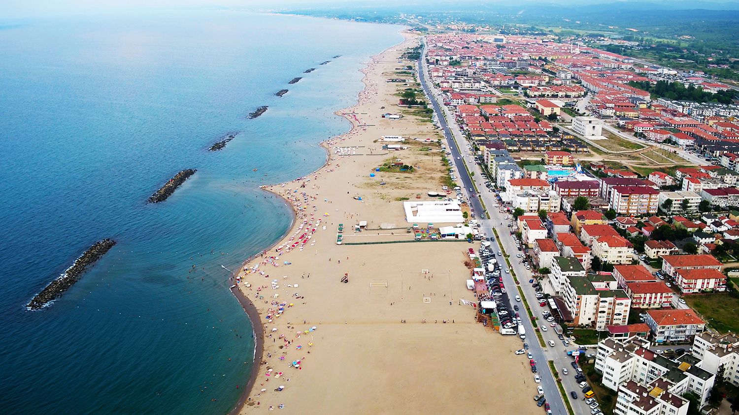 Sakarya sahilleri Büyükşehir’in ‘Hayat Timi’ne emanet: 69 kişiyi hayata bağlayıp 29 çocuğu ailesine kavuşturdular