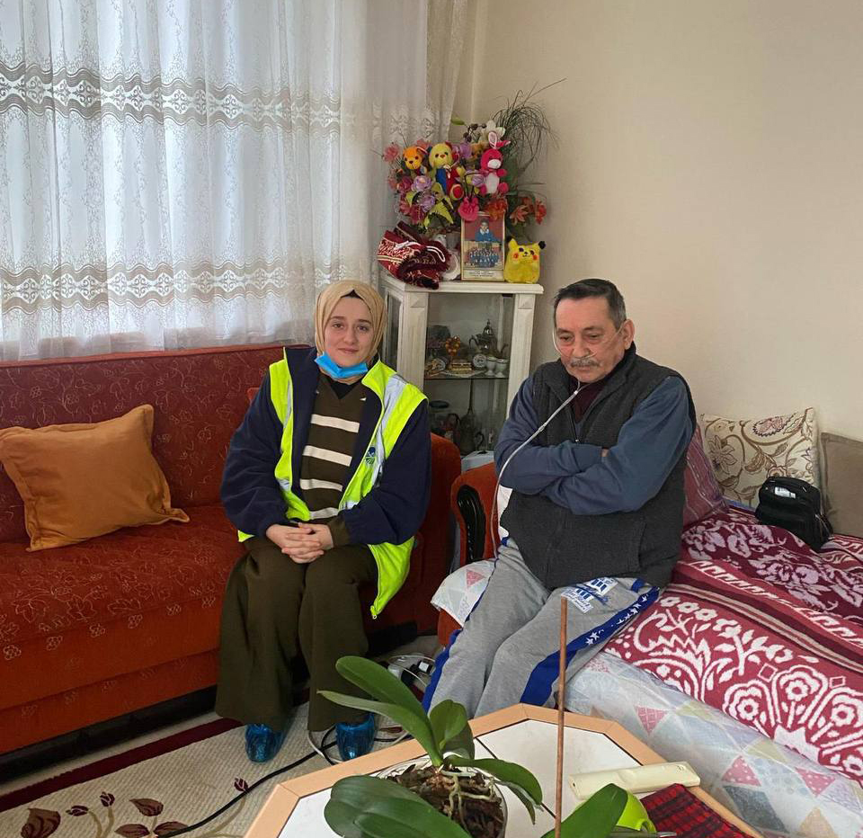 Sakarya’da yaşlılar YADEM’le çok mutlu: Yine yalnız bırakmadılar…