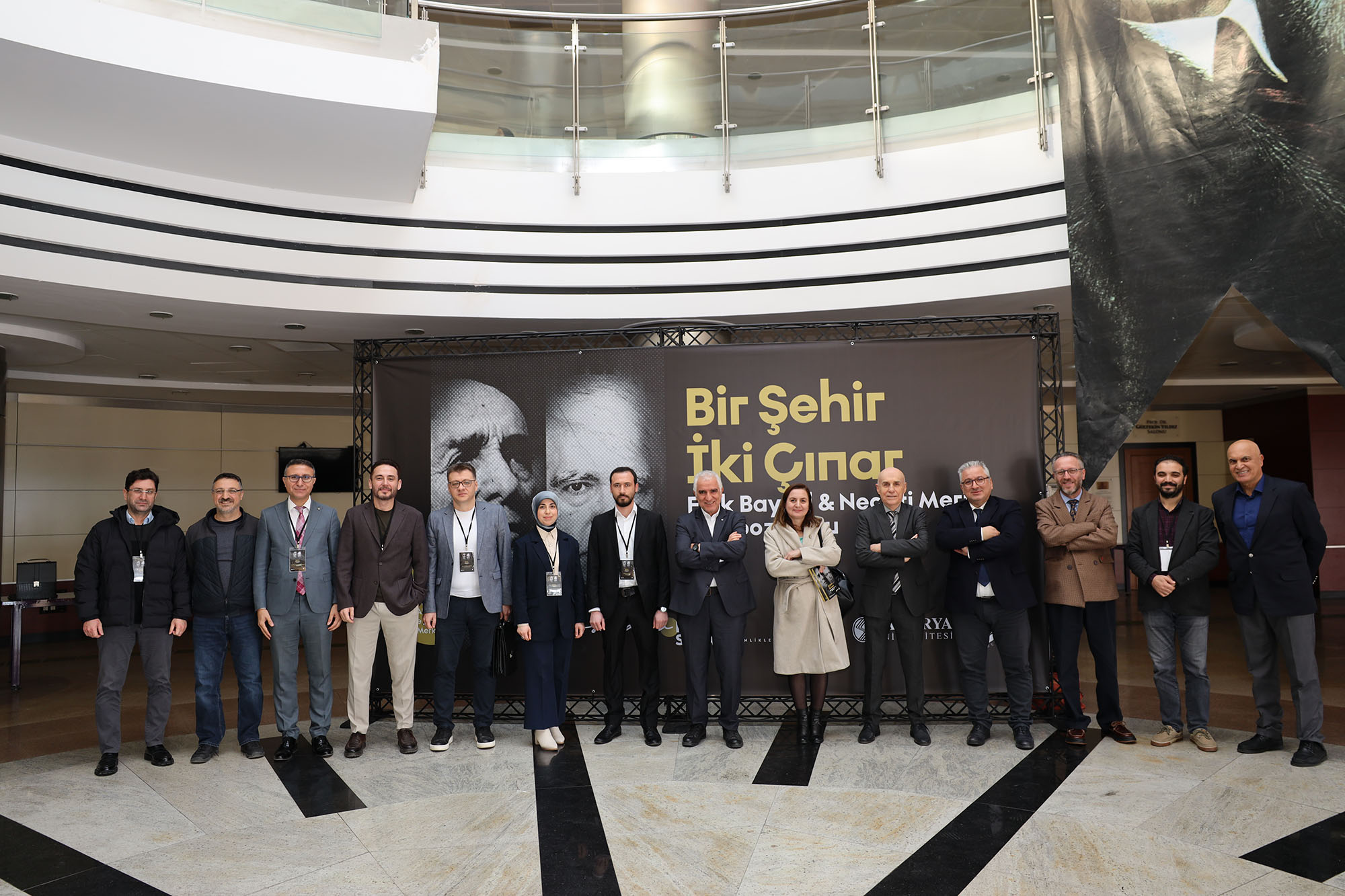 ‘Bir Şehir İki Çınar’ sempozyumunun ilk oturumu Faik Baysal oldu