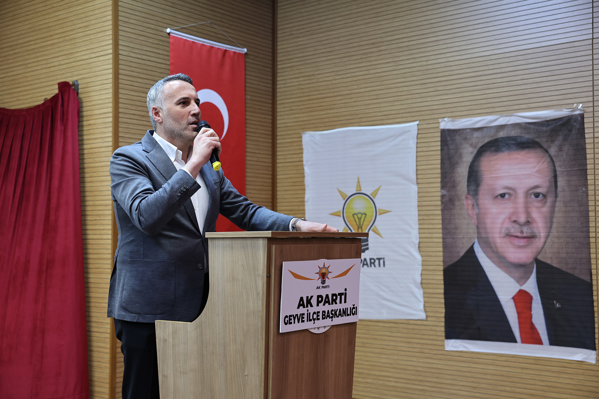 “Geyve’de ilçemizin ve hemşehrilerimizin yanında olmaya devam edeceğiz”