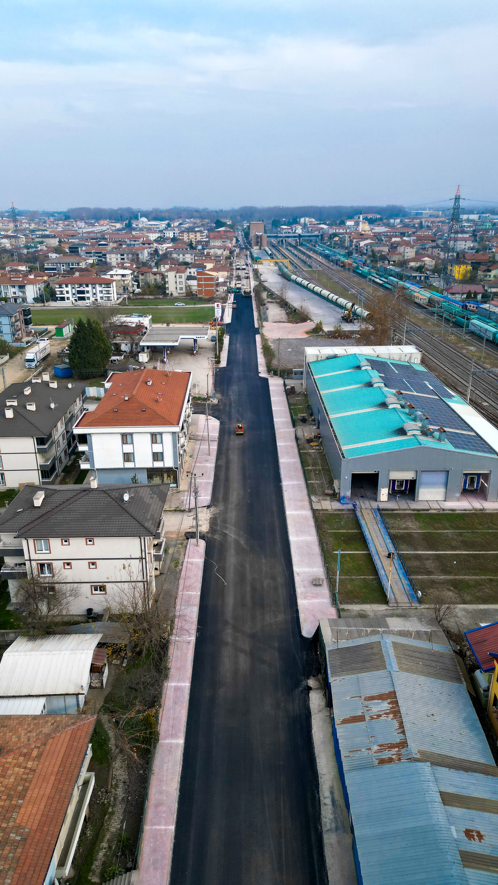 Sakaryalıları YHT İstasyonu’na taşıyan o cadde tüm detaylarıyla sil baştan