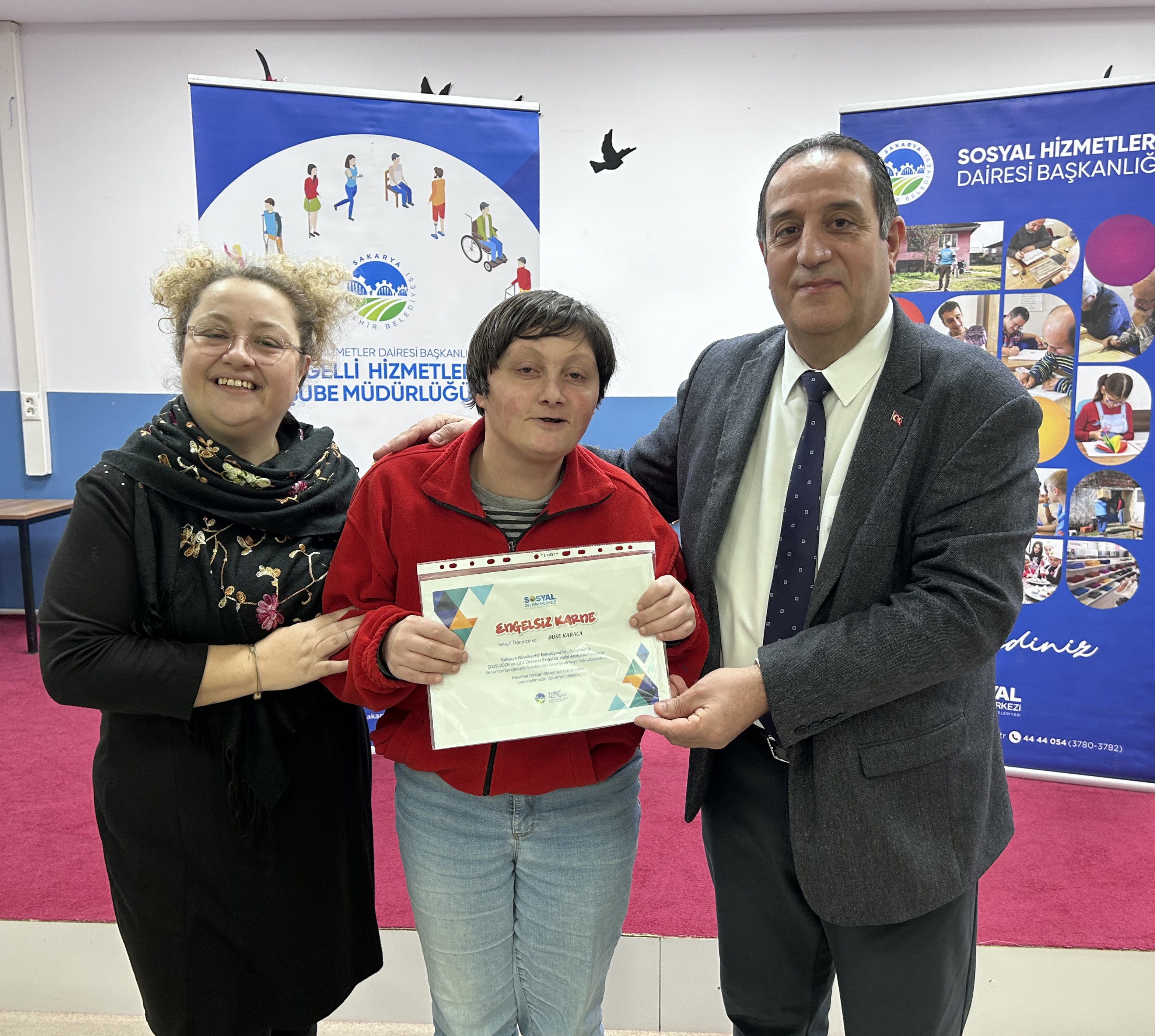 Engelsiz Hobi Atölyelerinde karne sevinci