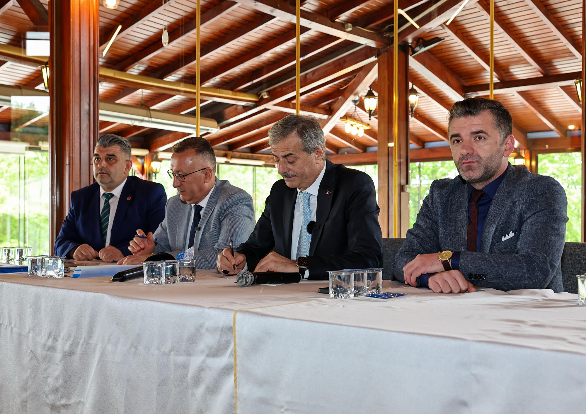 “Sakarya'nın en gözde bölgesi el ele, gayretle cazibe merkezi olacak”