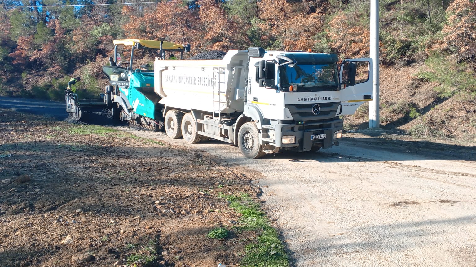 Büyükşehir’den şehrin en uzak noktasında asfalt atağı