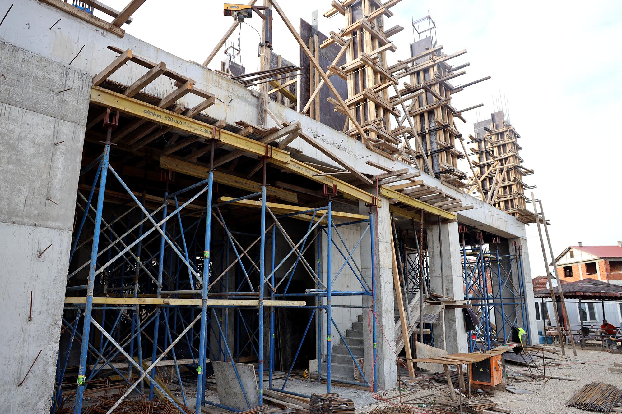 Karapürçek’te sosyal yaşamın merkezi olacak SGM yükseliyor