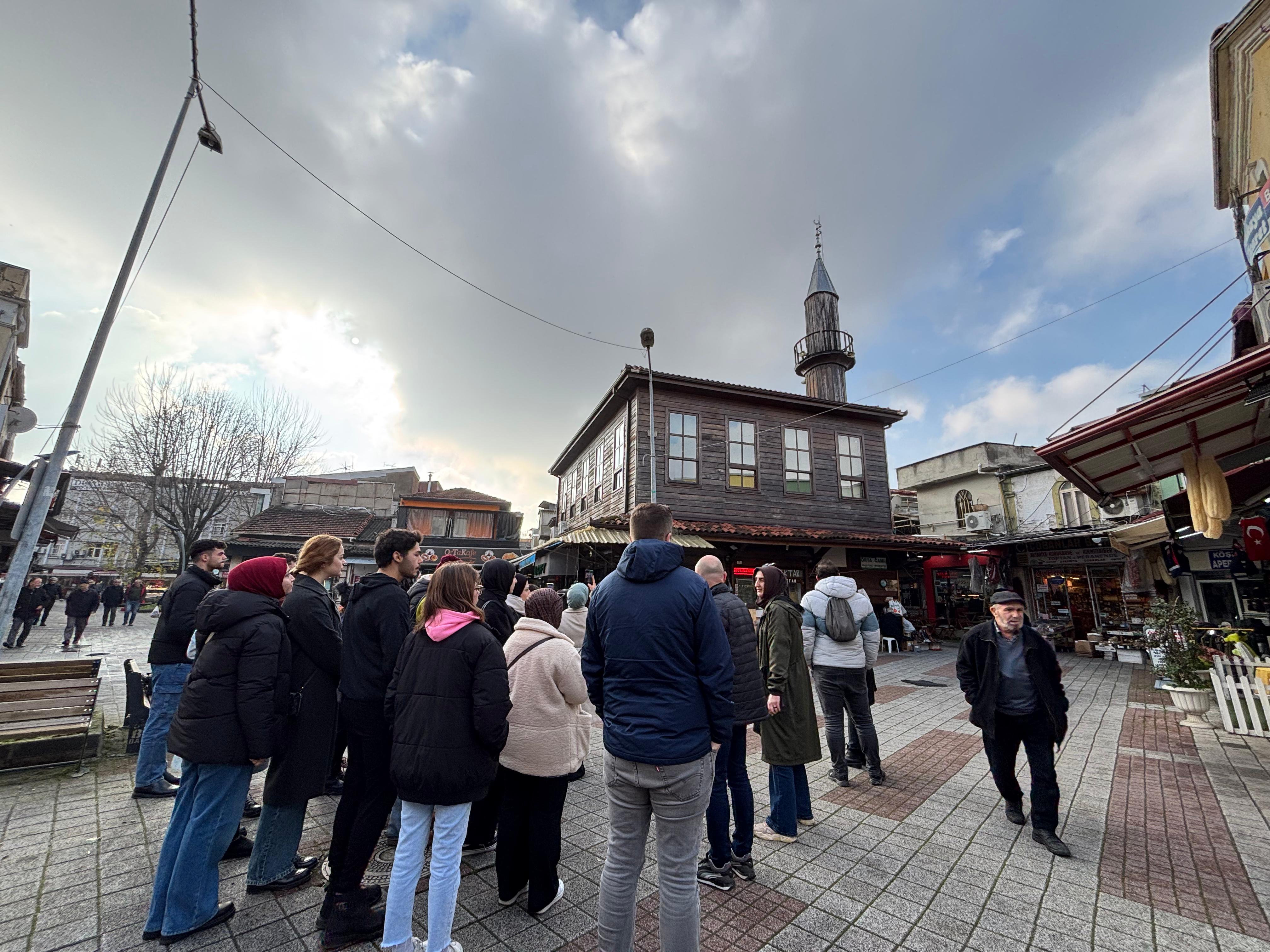 Tarihi yapıları ve güzellikleriyle Sakarya’ya hayran kaldılar