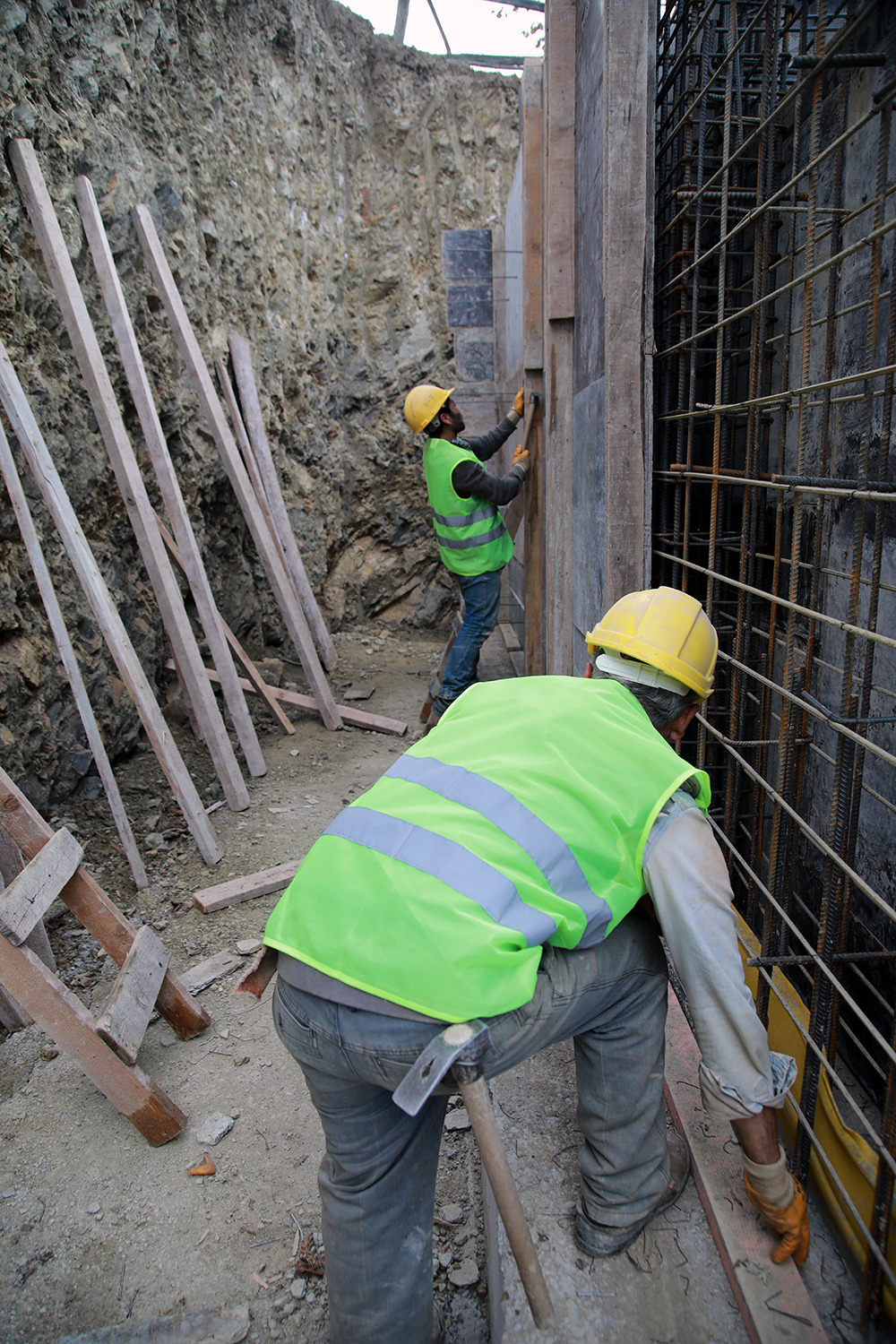 Hendek’in iki mahallesi kaynak suyu içecek