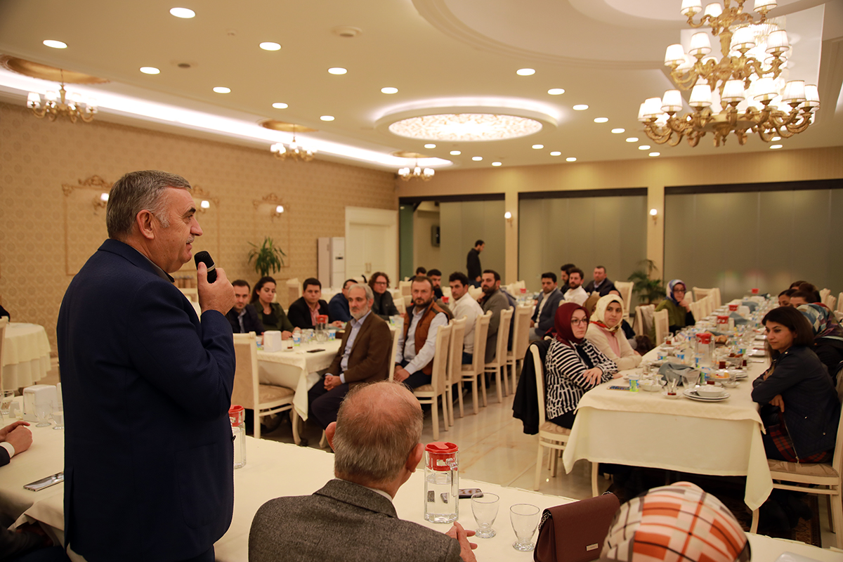 Başarı ancak çok çalışmakla sağlanabilir