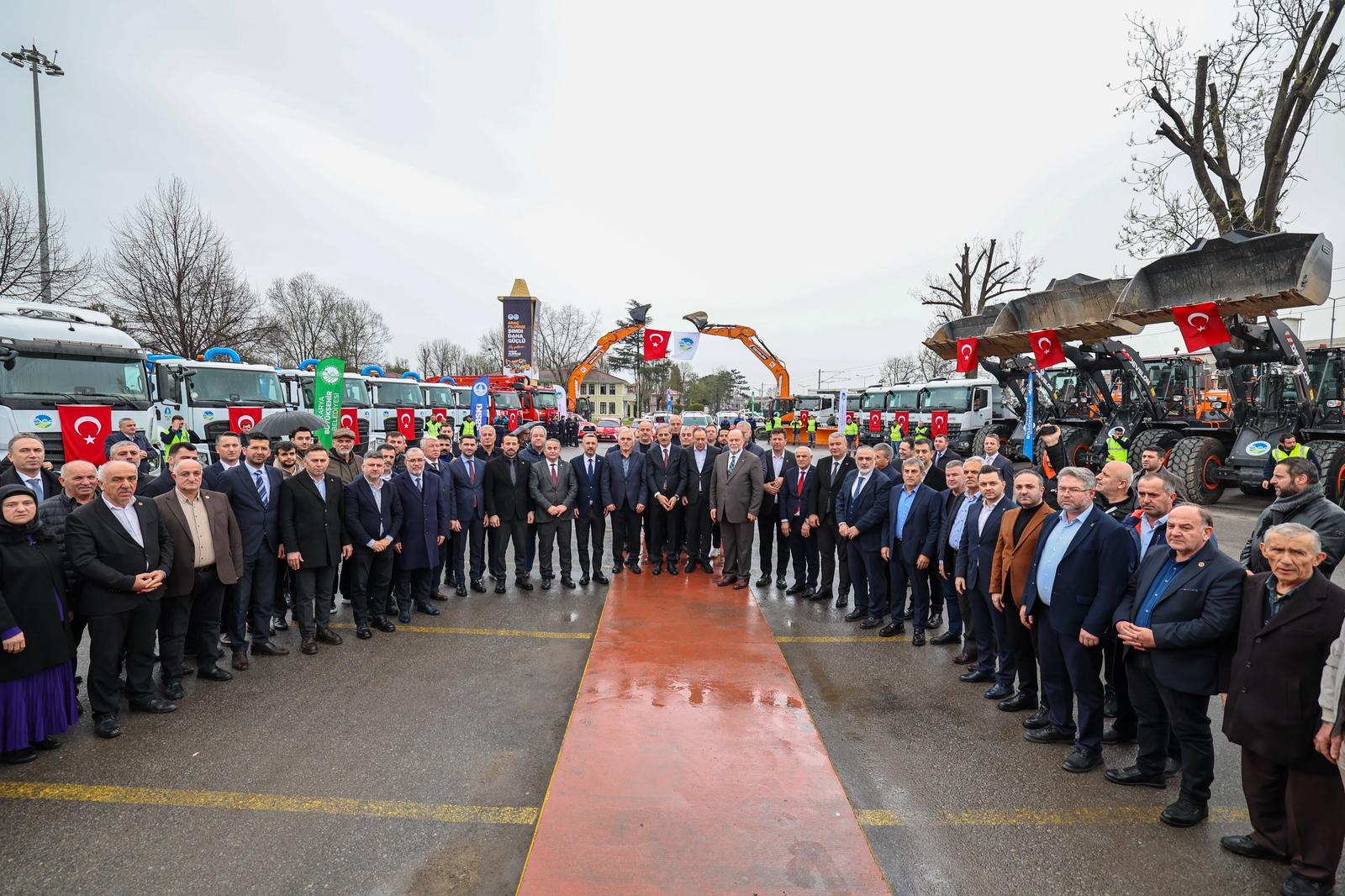 Büyükşehir’den Sakarya'ya hizmet için 484 milyon TL ile 59 araçlık dev yatırım