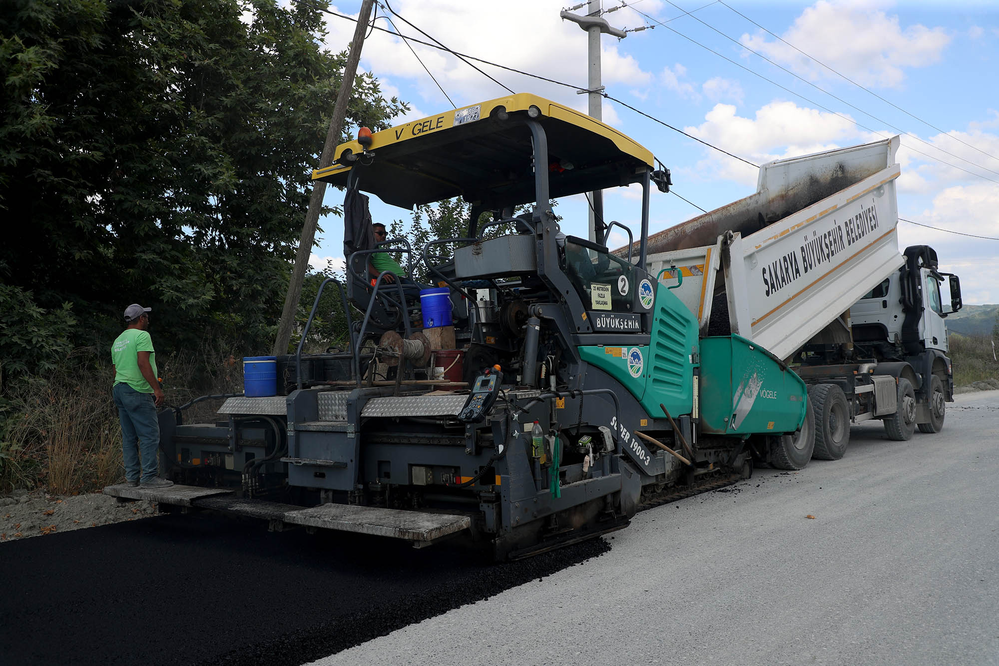 Akçay’a giden yol Büyükşehirle sil baştan