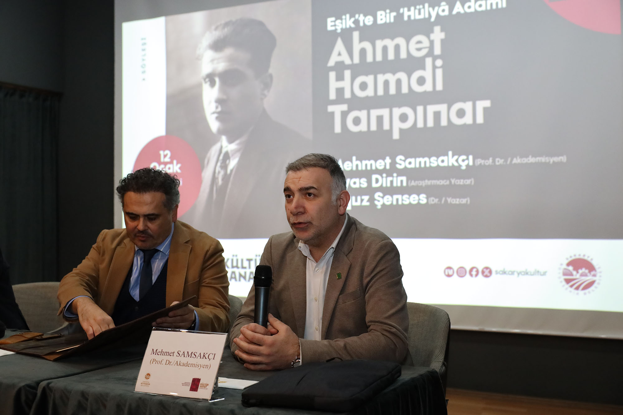 “Tanpınar olmasaydı modern Türk edebiyatında birçok şey kalırdı”