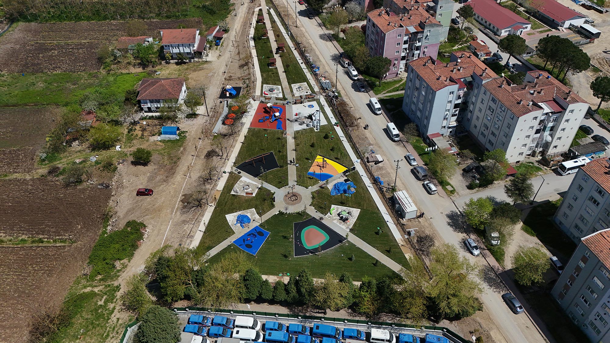 Ferizli Atatürk Parkı açılış için gün sayıyor