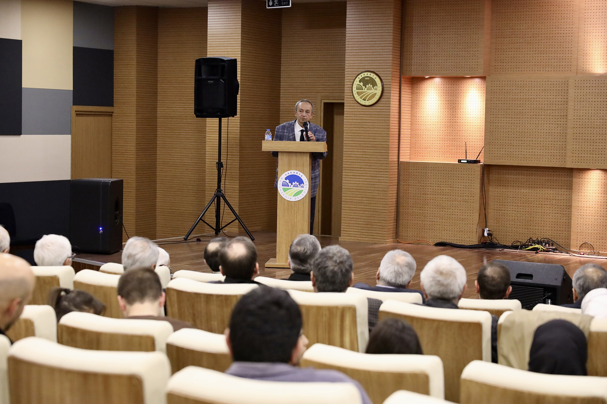 Anadolu’nun manevi mimarı Harakânî Ziya Taşkent’te konuşuldu