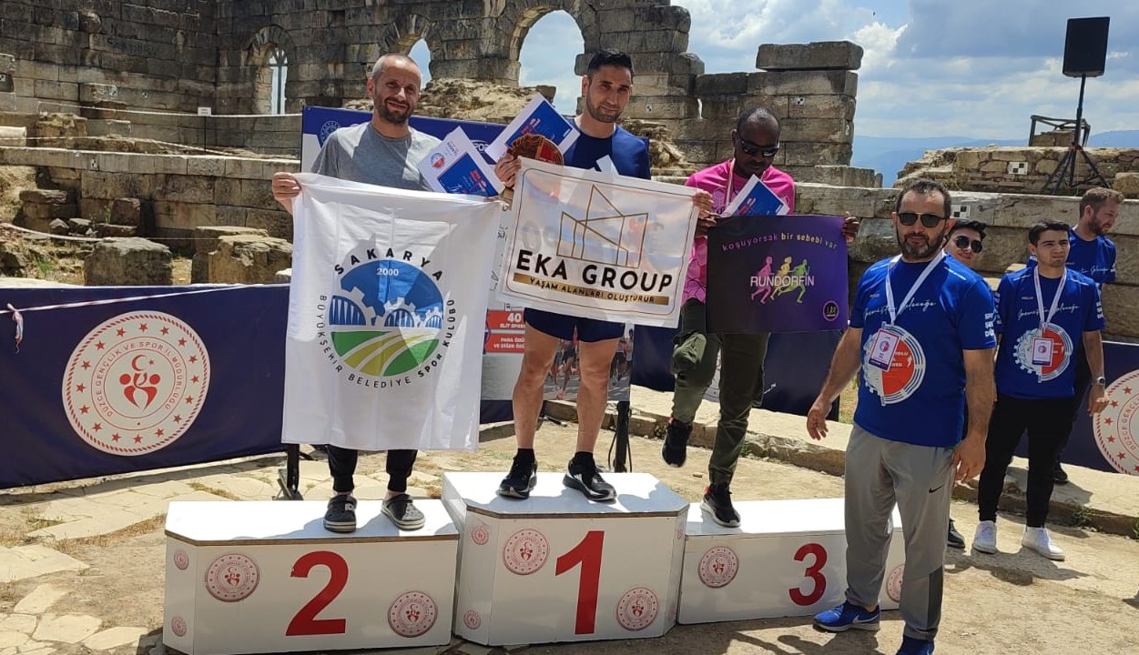 Büyükşehir sporcularından arka arkaya başarılar