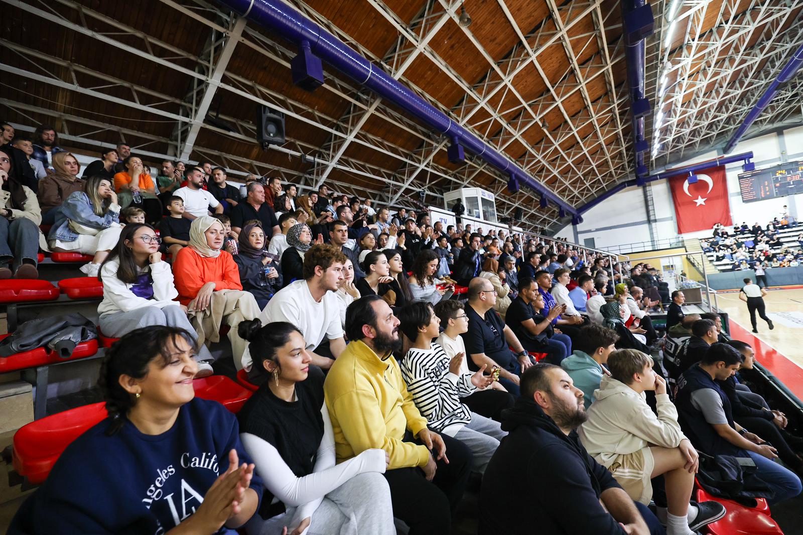 Büyükşehir Basketbol Eskişehir’i konuk ediyor
