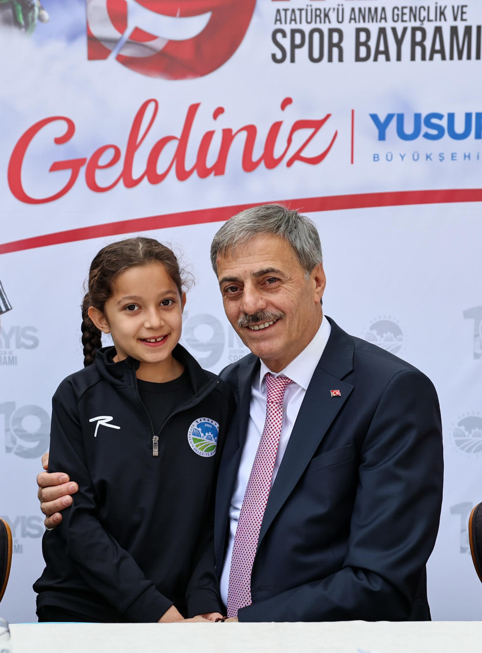 “Sakarya’ya sporcu yetiştiren kimliğini yeniden kazandıracağız”